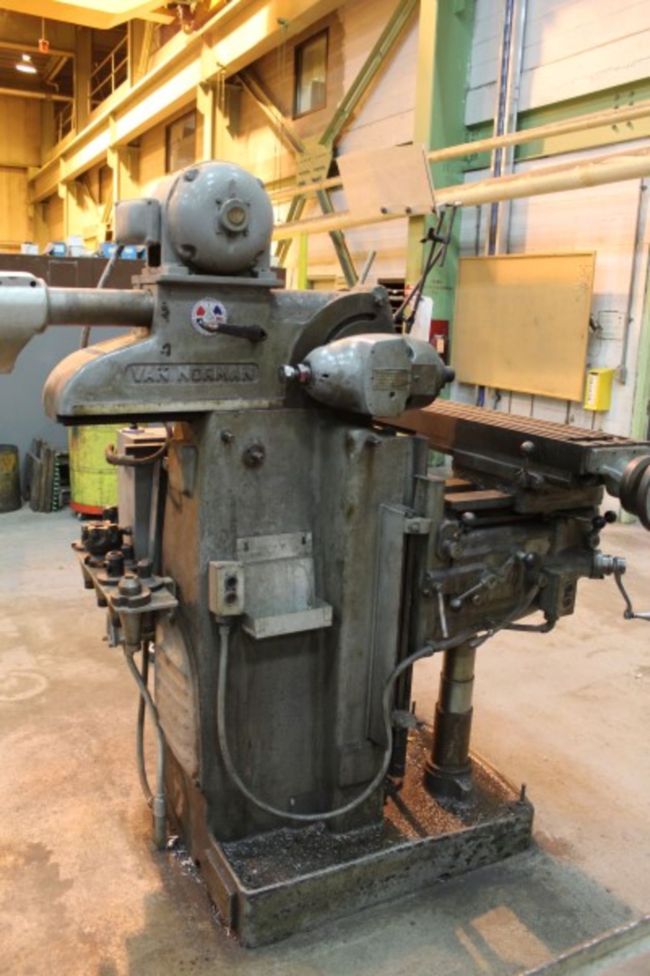 Van Norman 10" X 50" Universal Milling Machine, M# 22M, S/N 7308 | Location: PM3 2nd Floor Machine - Image 3 of 3