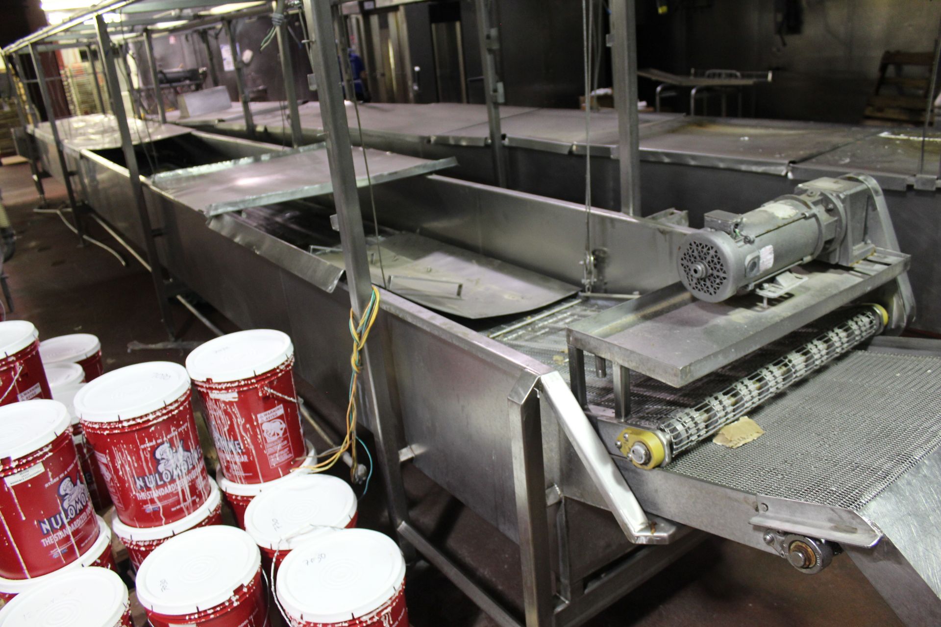 Stainless Steel Continuous Submersion Cooking Conveyor with Top Hold Down Belt, 30" Belt, 35"W X 23" - Image 4 of 4