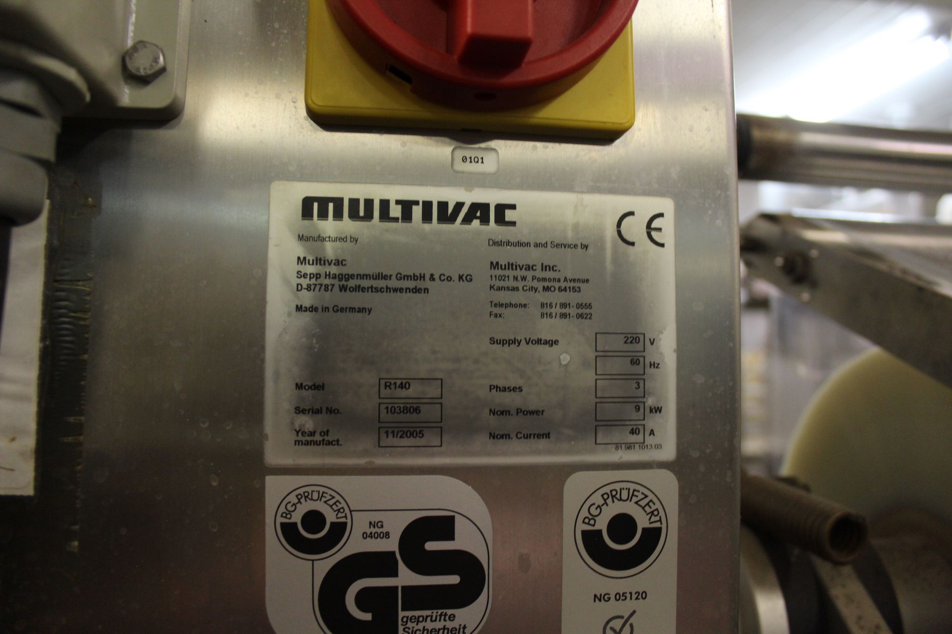 2005 Multivac R140 Rollstock Thermoformer Vacuum Packager, M# R140, S/N 103806 - Image 4 of 5