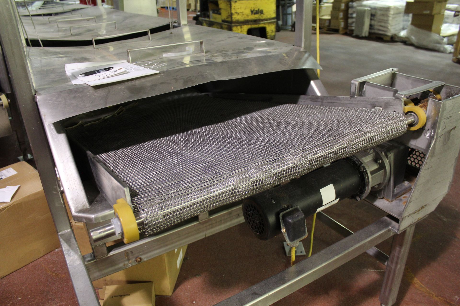 Stainless Steel Continuous Submersion Cooking Conveyor with Top Hold Down Belt, 30" Belt, 35"W X 23" - Image 2 of 4
