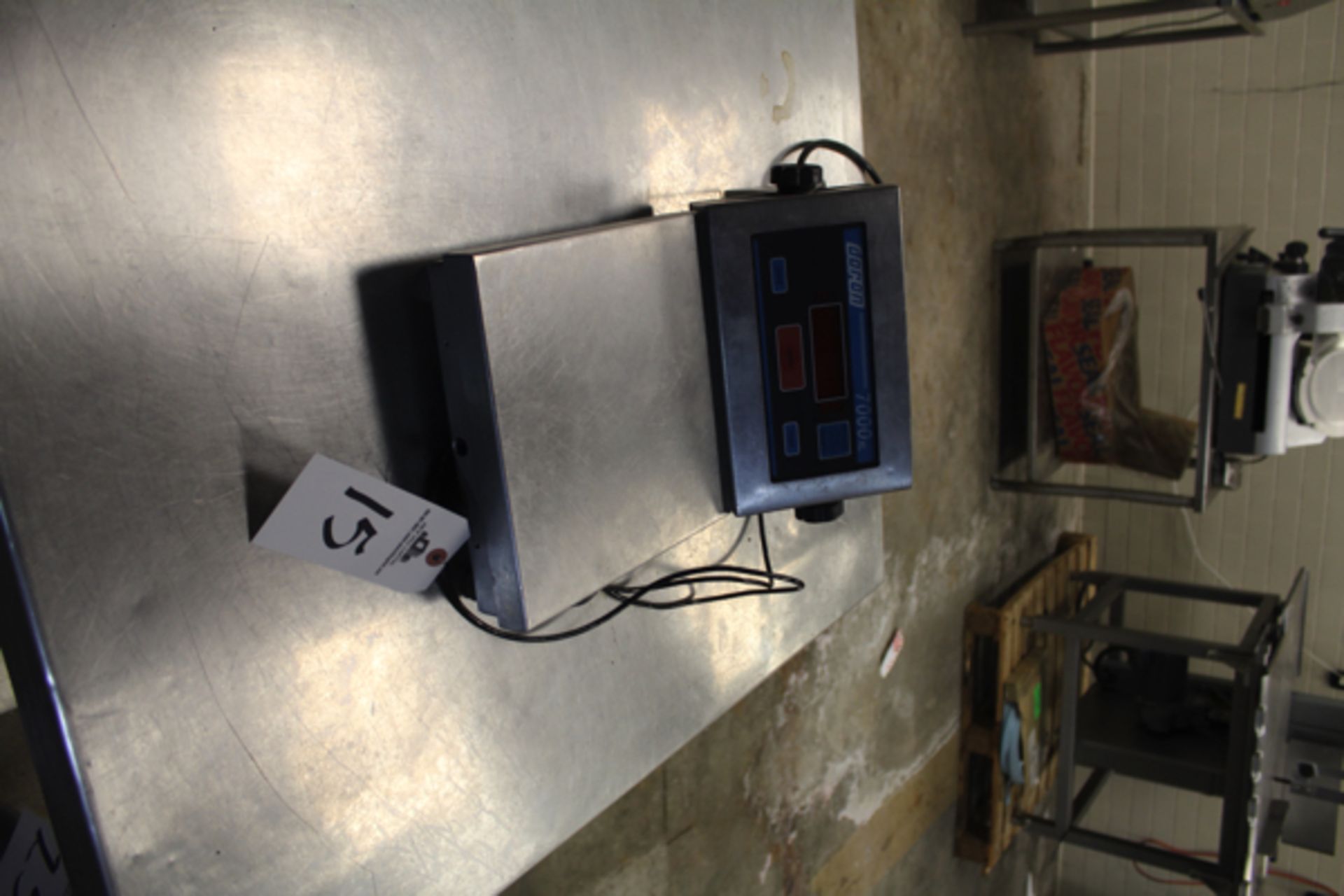 Doran Bench Scale | Rigging Price: $10 or May Hand Carry