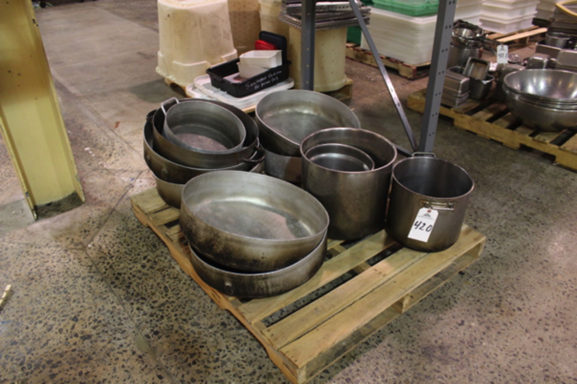 Lot of Cooking Pans | Rigging Price: $10 or May Hand Carry