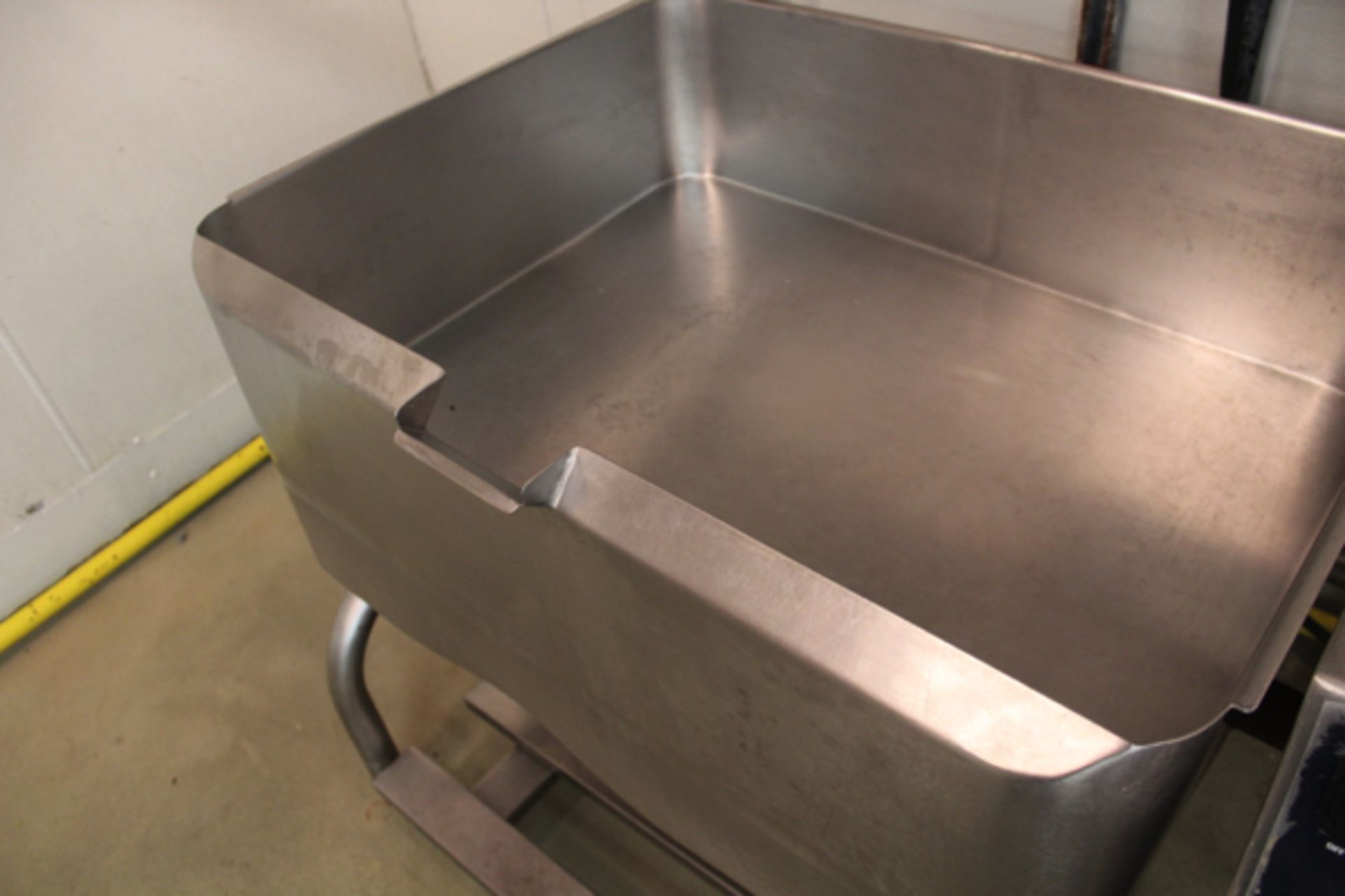 Groen Eclipse Ergonomic Tilting Braising Pan, 36" X 28" X 10" D | Rigging Price: $100 - Image 3 of 4