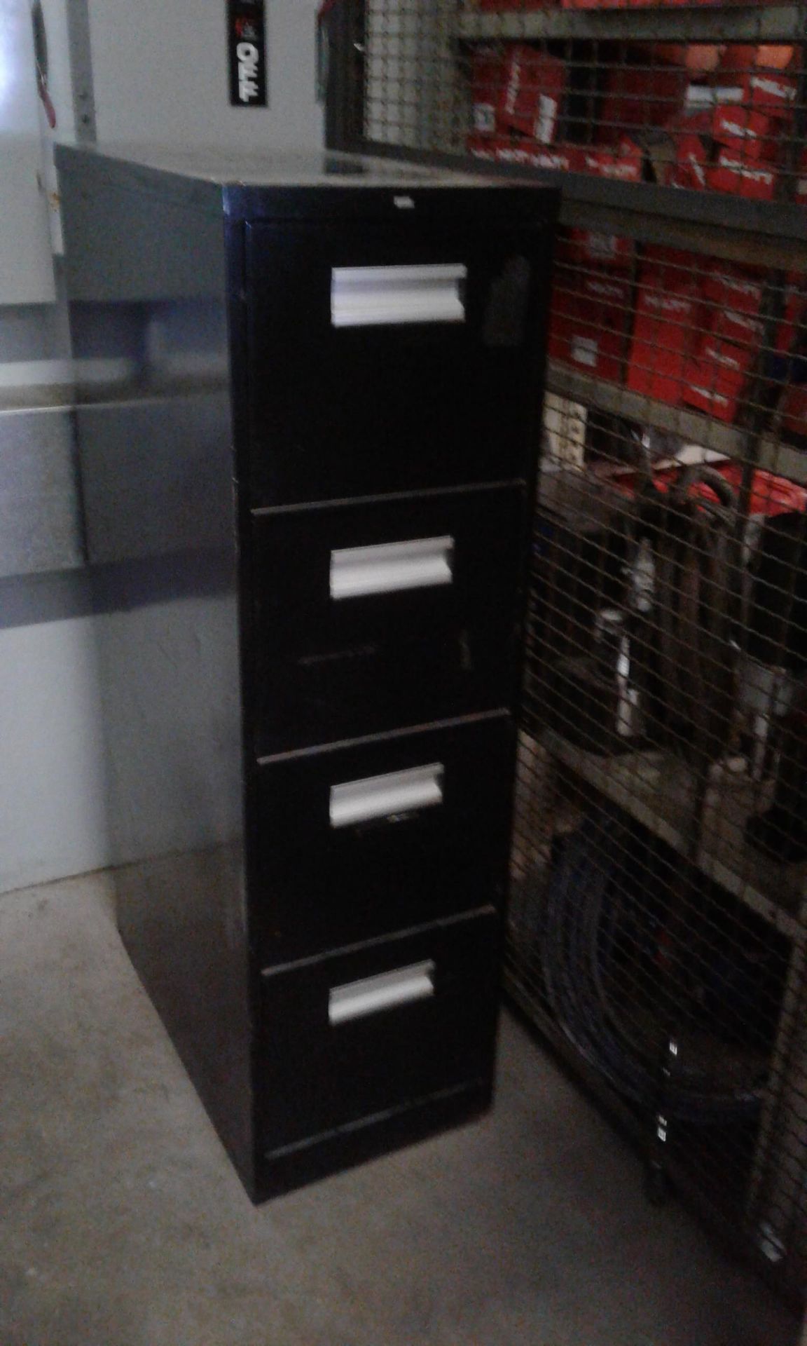 Lot of (2) 4 Door File Cabinets | Rigging and Loading Fee: Buyer May Hand Carry by Appointment - Bild 2 aus 5