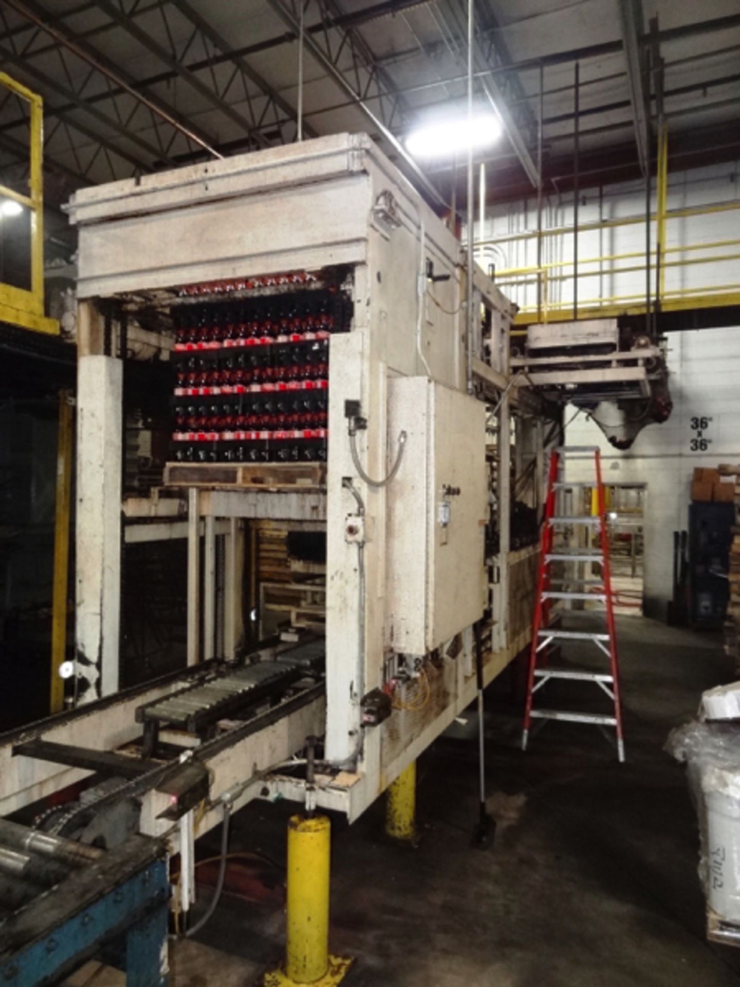 Von Gal Model P7900 High Level Case Palletizer. | NOTE: This lot is subject to the bulk bid of LOT - Image 2 of 6