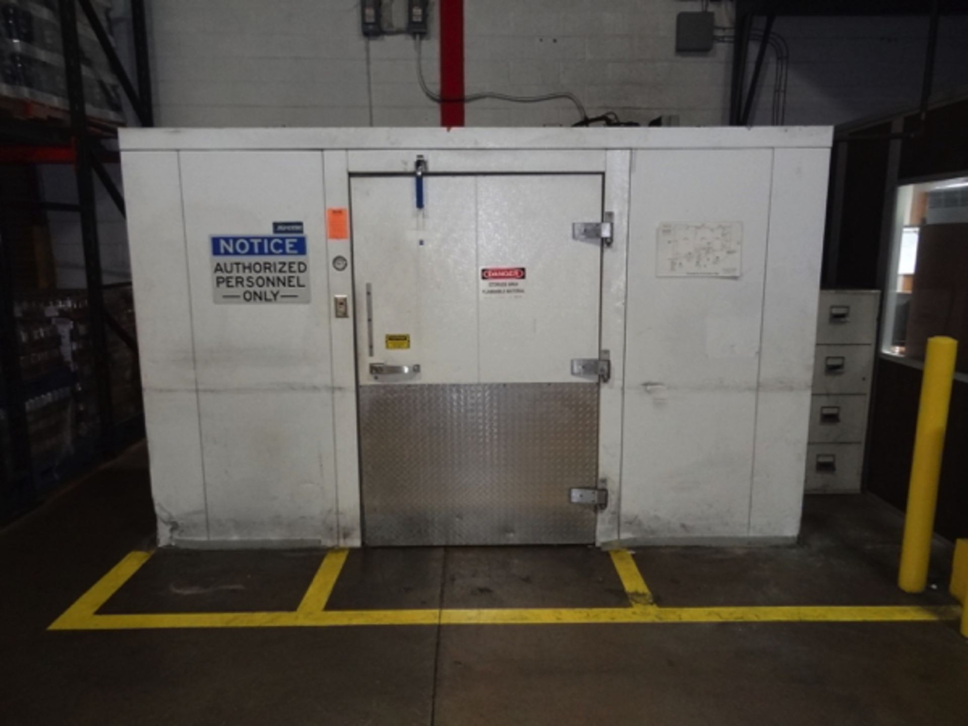 Cold Storage Room - 11'-6" long x 10' wide x 7' high with 4' wide door | Rigging Price: $1000