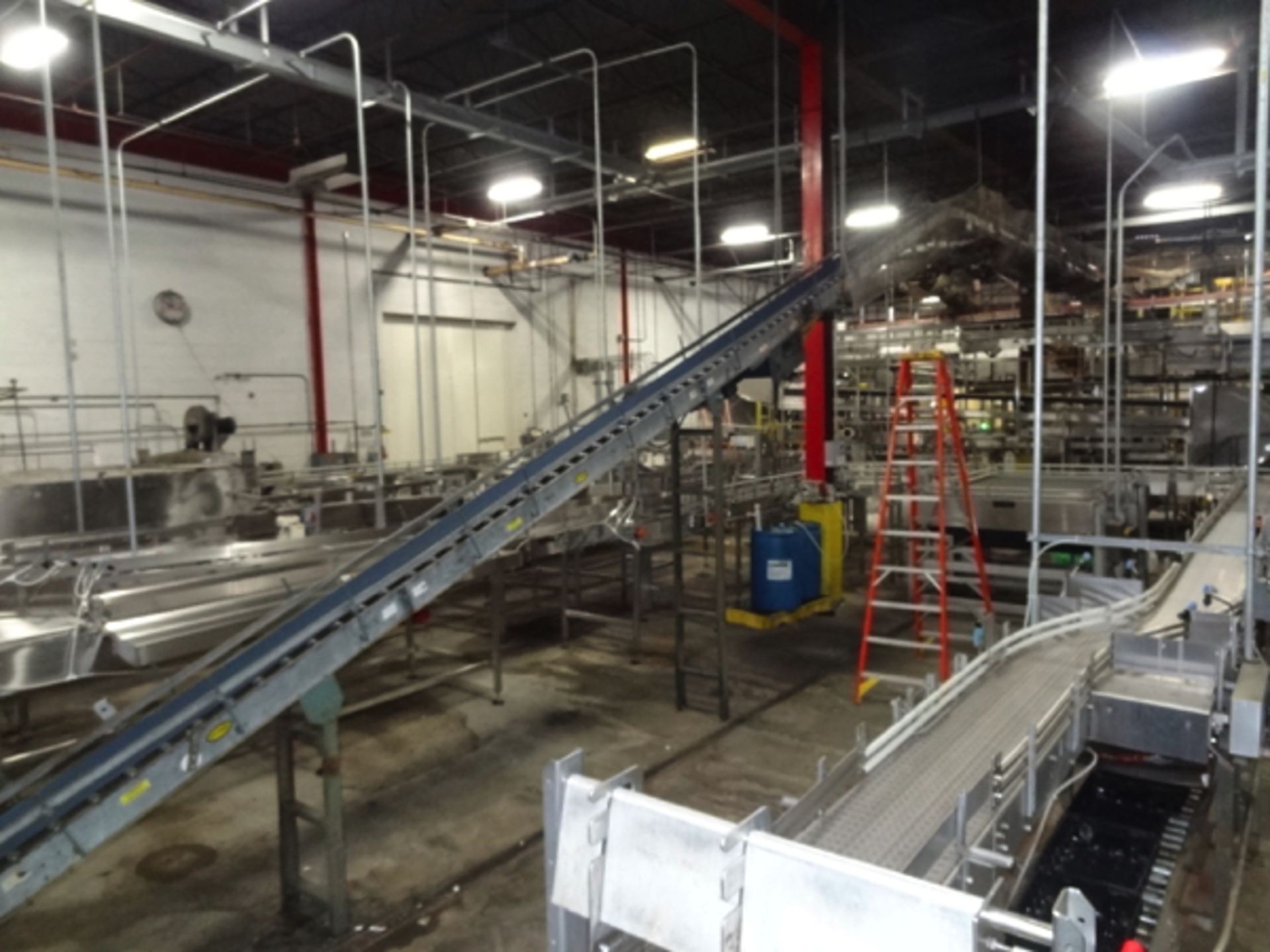 Hytrol Case Conveyor System. | NOTE: This lot is subject to the bulk bid of LOT 45 | Rigging