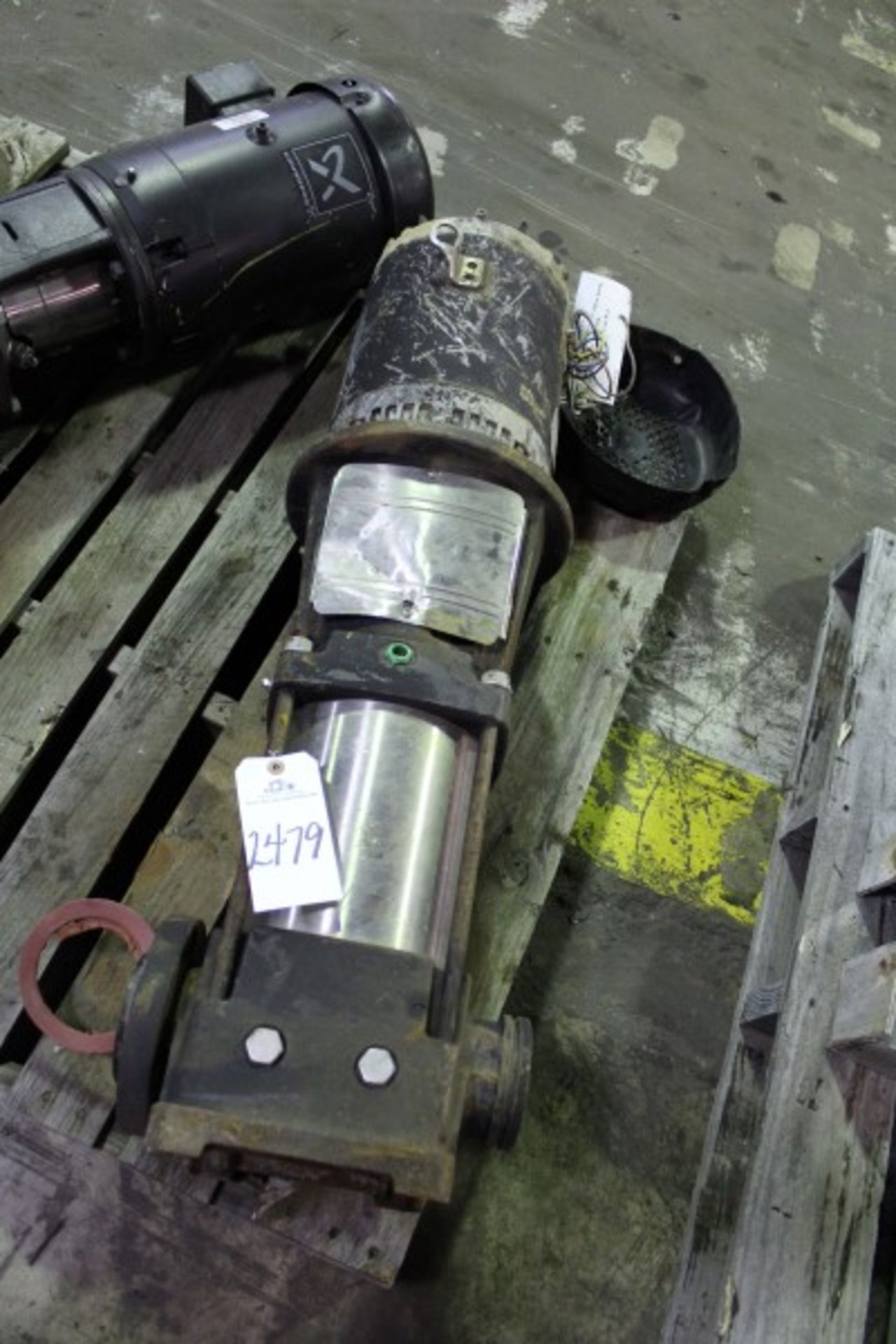 Grundfos Pump, Type CR32-3-2-U-G-E-KUBE | Seller to load for $10 per lot or buyers may remove hand