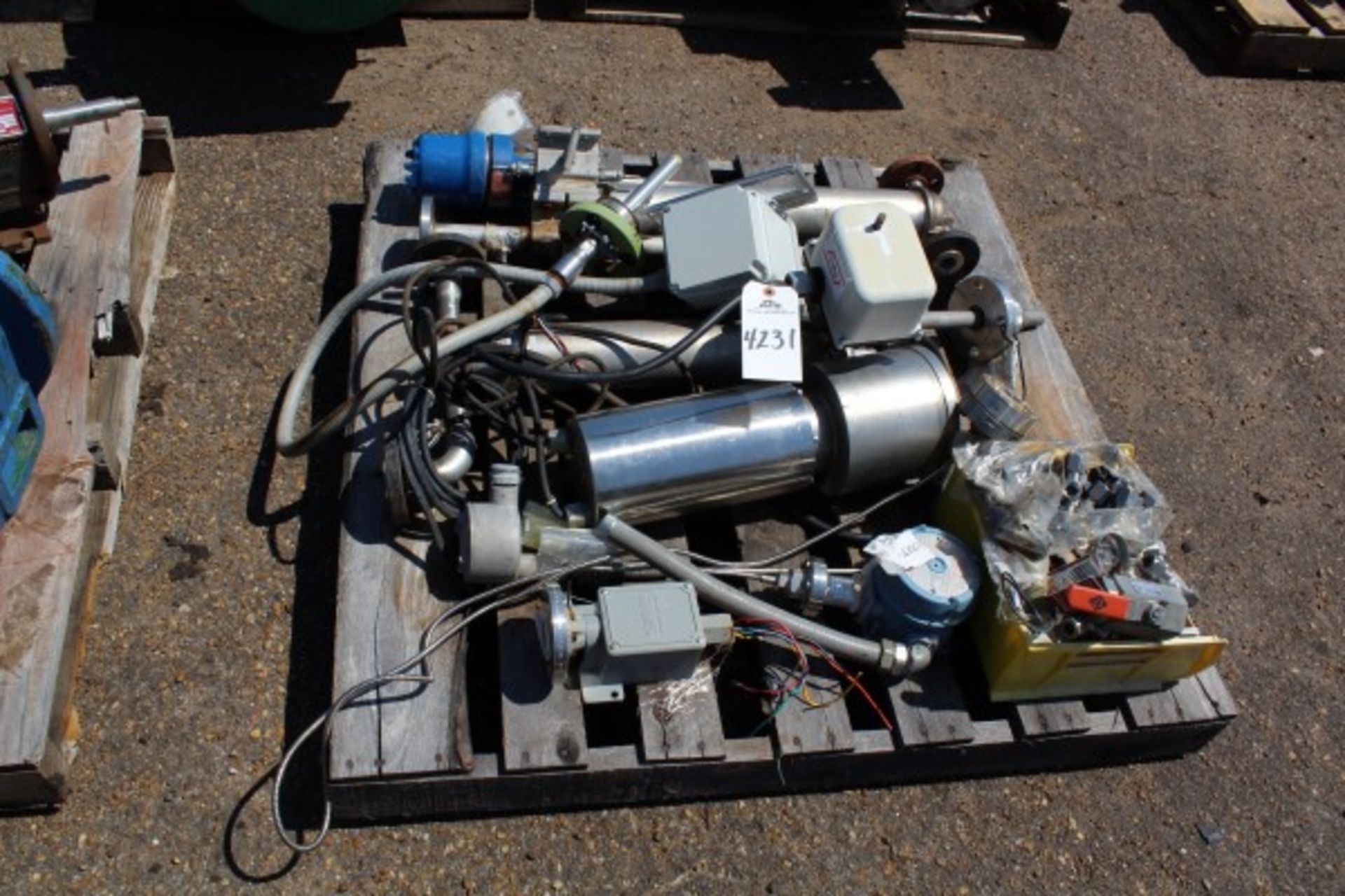 Pallet Lot Pump Parts | Seller to load for $10 per lot or buyers may remove hand carry items by