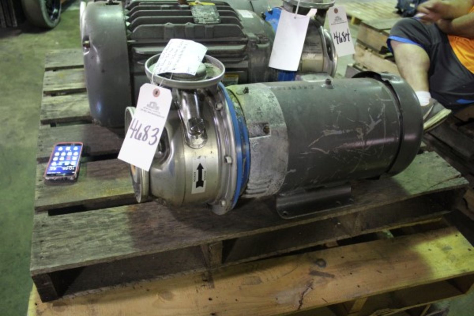 Goulds 1.5 x 2.5 Stainless Pump, 15 HP | Seller to load for $10 per lot or buyers may remove hand