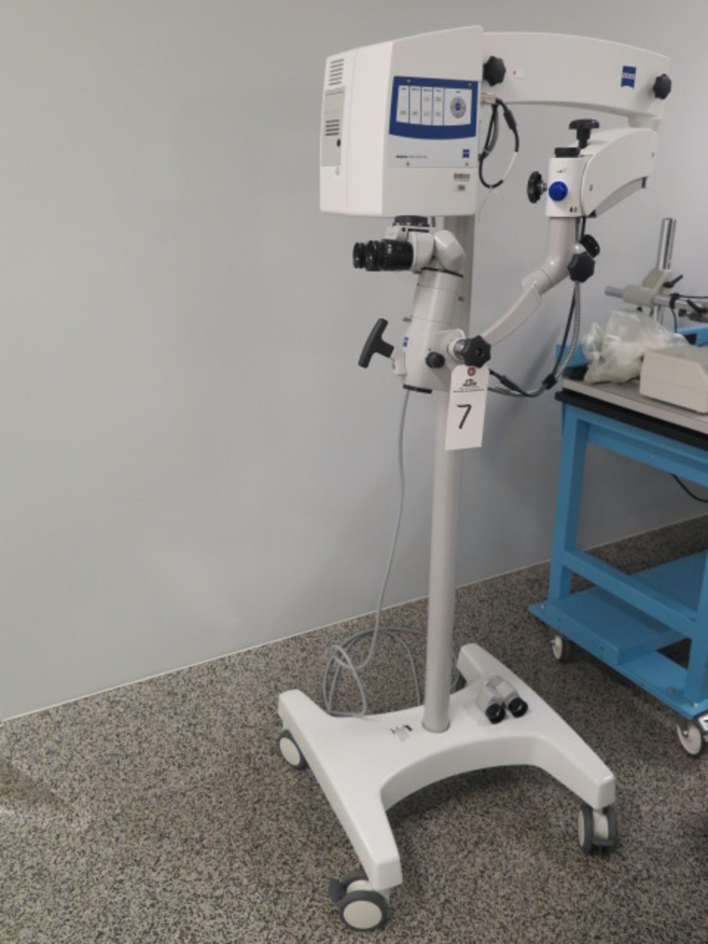 Zeiss Surgical GmbH Surgical Video Microscope s/n 6627125528 w/ MediLive Video Control Unit, Live