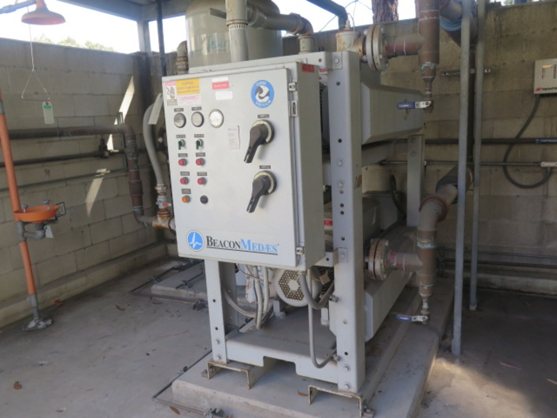 2007 Beacon Medaes Lifeline Medical Systems mdl. LVS-16D-H240-DC Dual Pump Medical Vacuum System s/n - Image 2 of 10