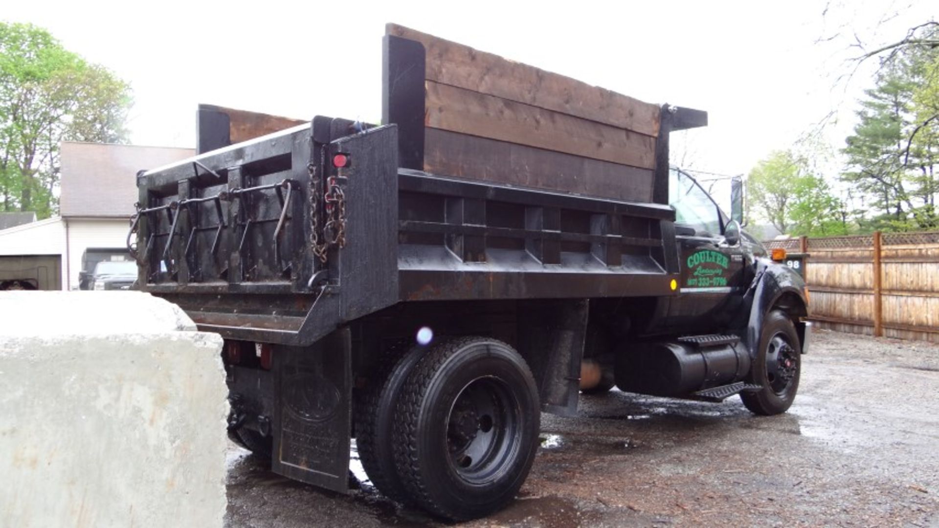 2006 Ford F650 XLT Super Duty Diesel 4x2 Single Axle Dump Truck, With Allison Auto trans., Cat 230 - Image 2 of 13