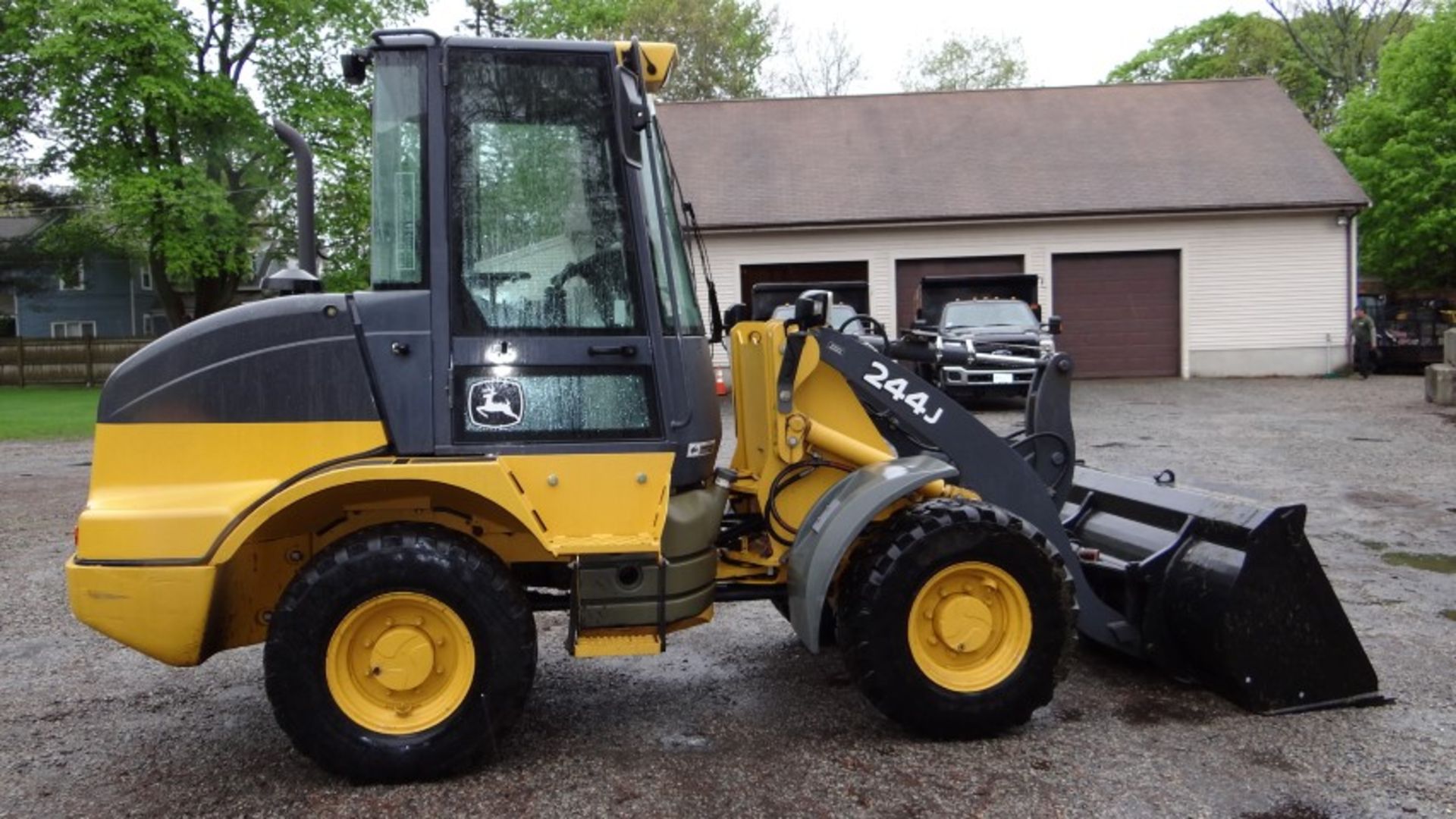 2011 John Deere #244JFront End Loader With A/C, Radio, Quick Disconnect, VIN LU244JX624988, SN