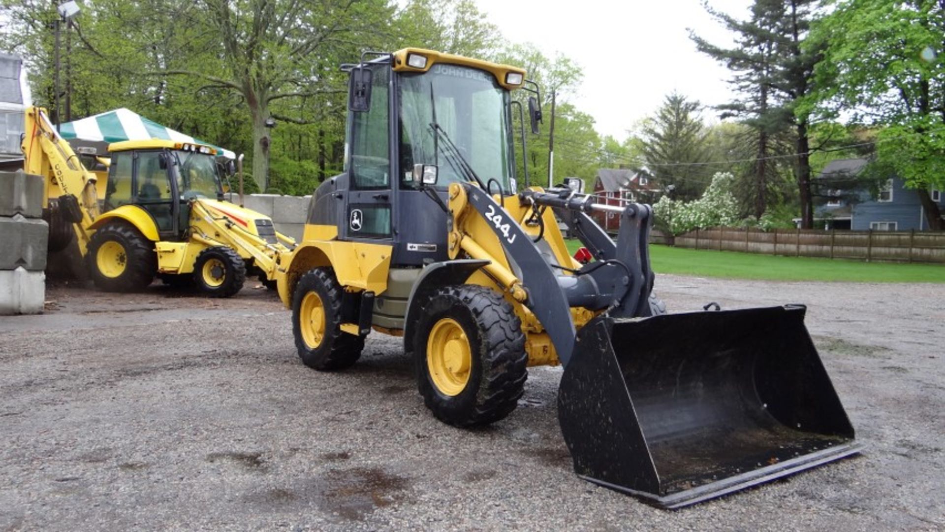 2011 John Deere #244JFront End Loader With A/C, Radio, Quick Disconnect, VIN LU244JX624988, SN - Image 12 of 21