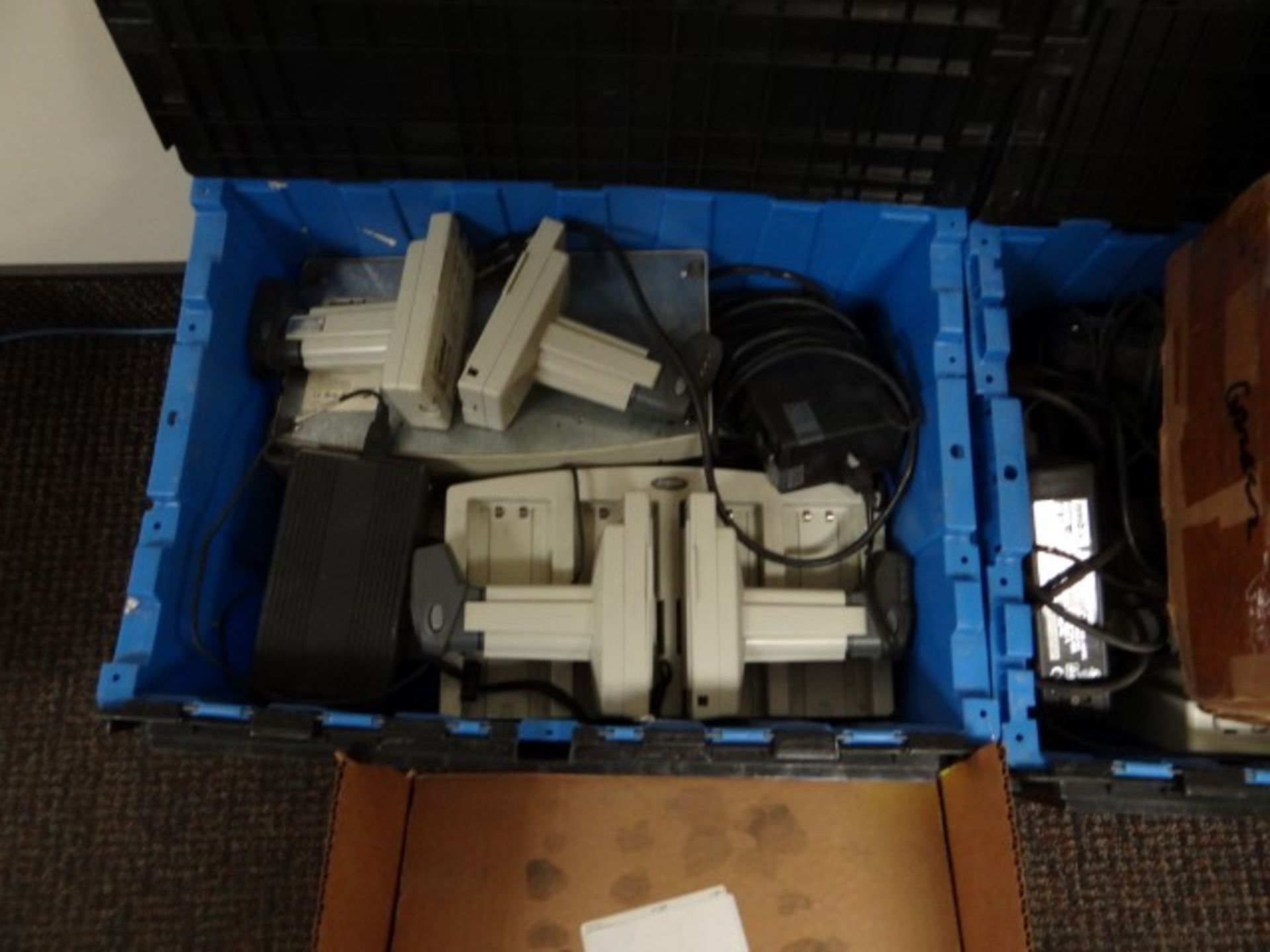 Lot of Assorted Chargers (5 Boxes) - Image 4 of 4