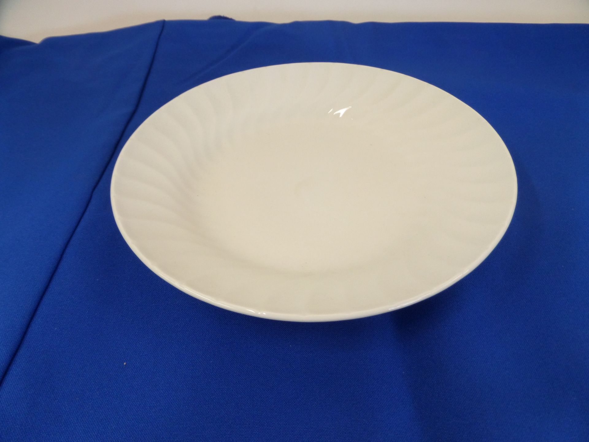 (100) Lynns Fine Swirl China 8 1/4" Salad Plates in 5 Plastic Crates