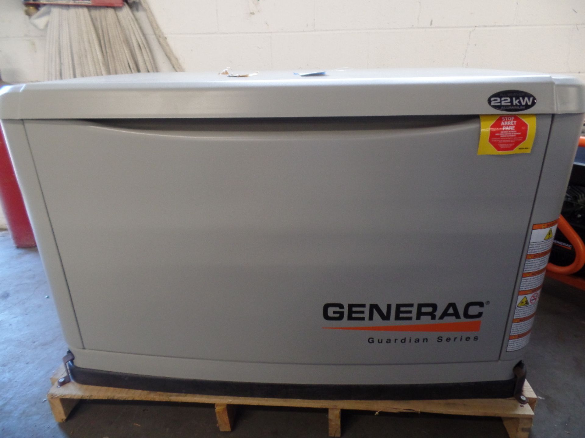 NEW Generac Generator Guardian Series All Weather 22KW (SN: 9298838) Natural Gas