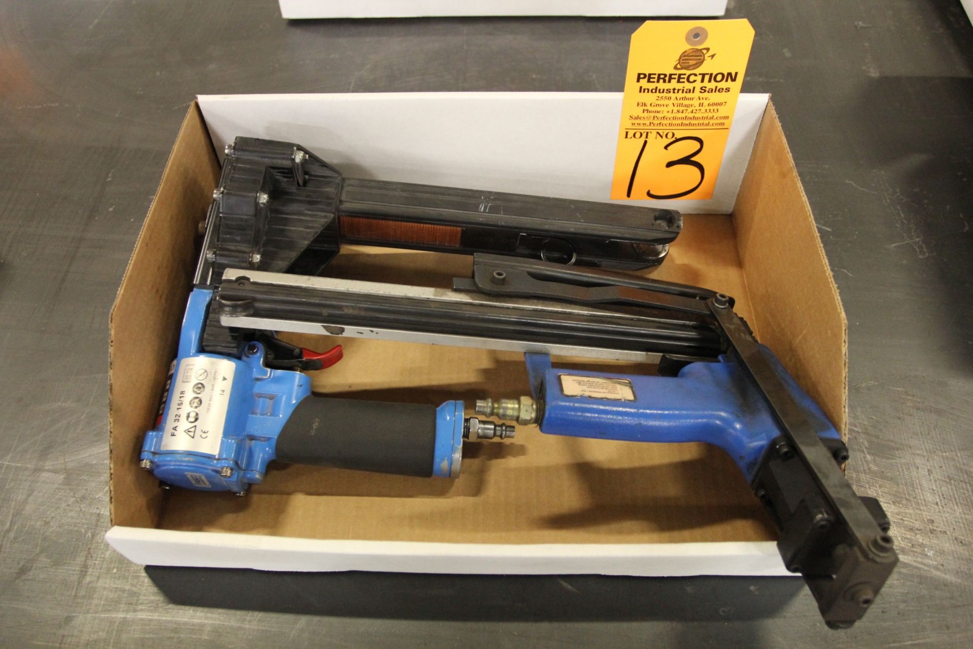 Fasco FA32-15/18 Pneumatic Carton Stapler w/ Unknown Pneumatic Stapler