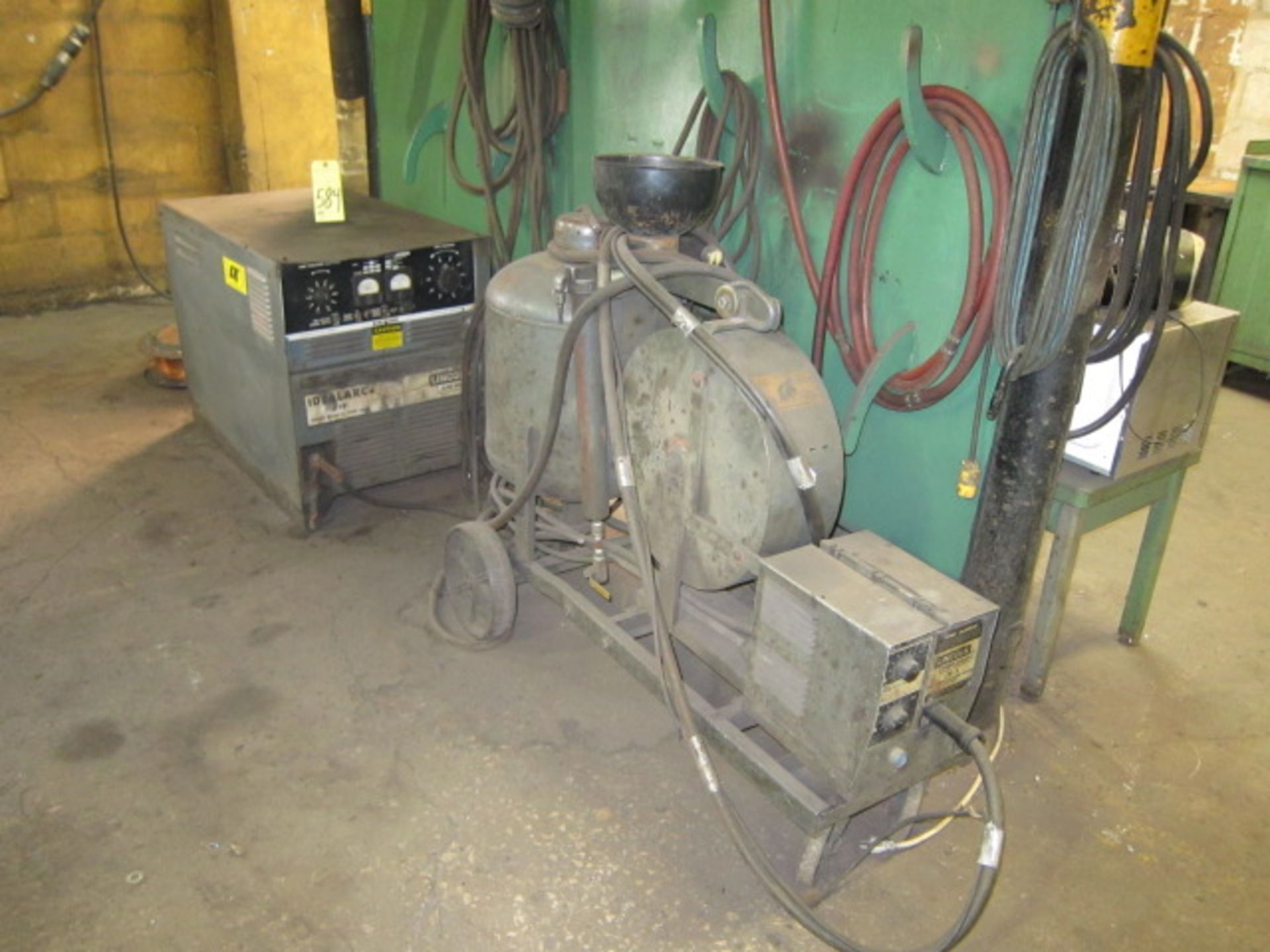 WELDING MACHINE, LINCOLN IDEALARC MDL. R3S600, 600 amps @ 44 v., 80% duty cycle, S/N AC389272, w/