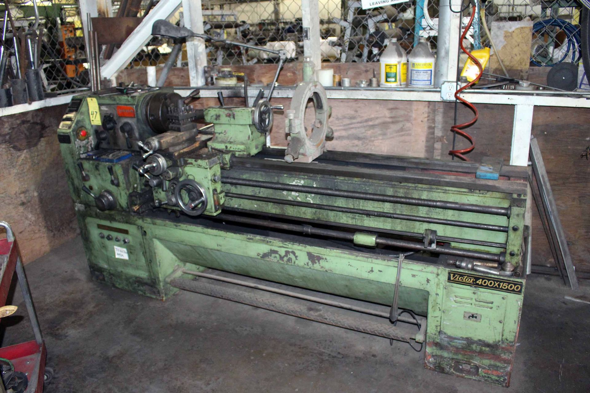 ENGINE LATHE, VICTOR 14 X 60, spds: 120-1200 RPM, 9" dia. 3-jaw chuck, thdng., no taper