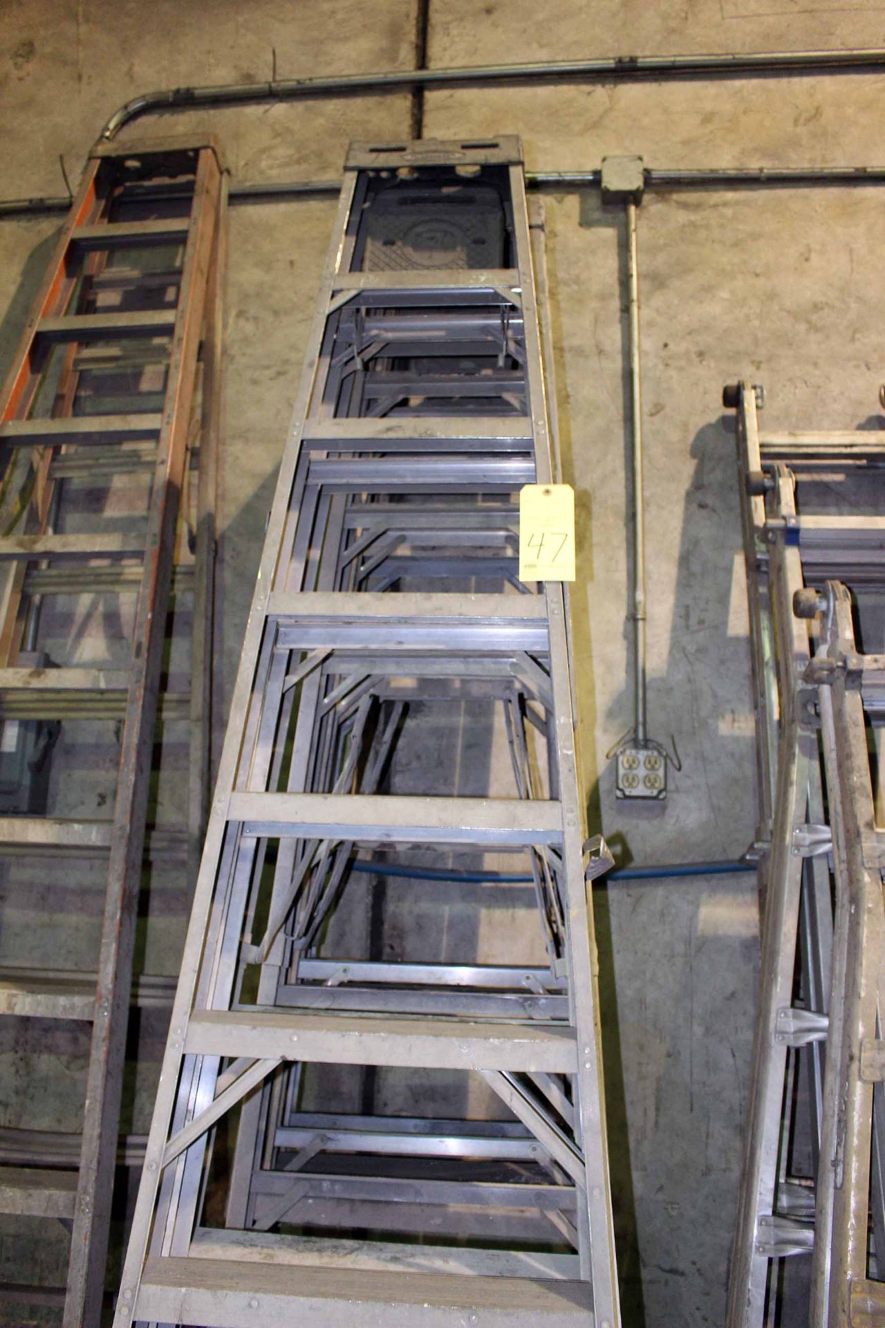 LOT OF A-FRAME LADDERS, 8'