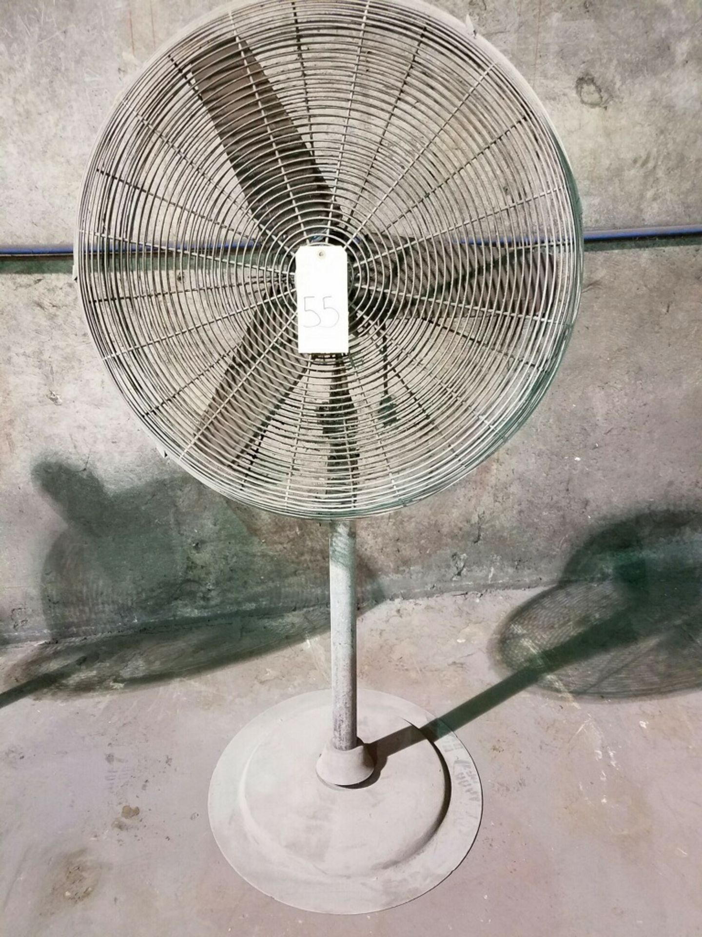 PEDESTAL SHOP FAN, 30"