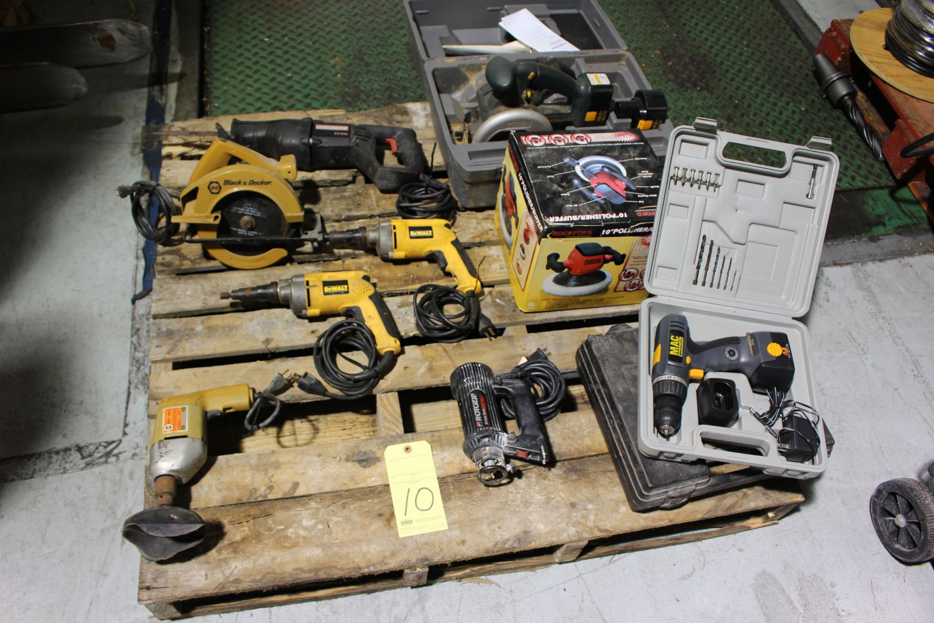 LOT OF ELECTRIC HAND TOOLS: Dewalt drills, Craftsman Saw-All, Black & Decker Skilsaw, etc.