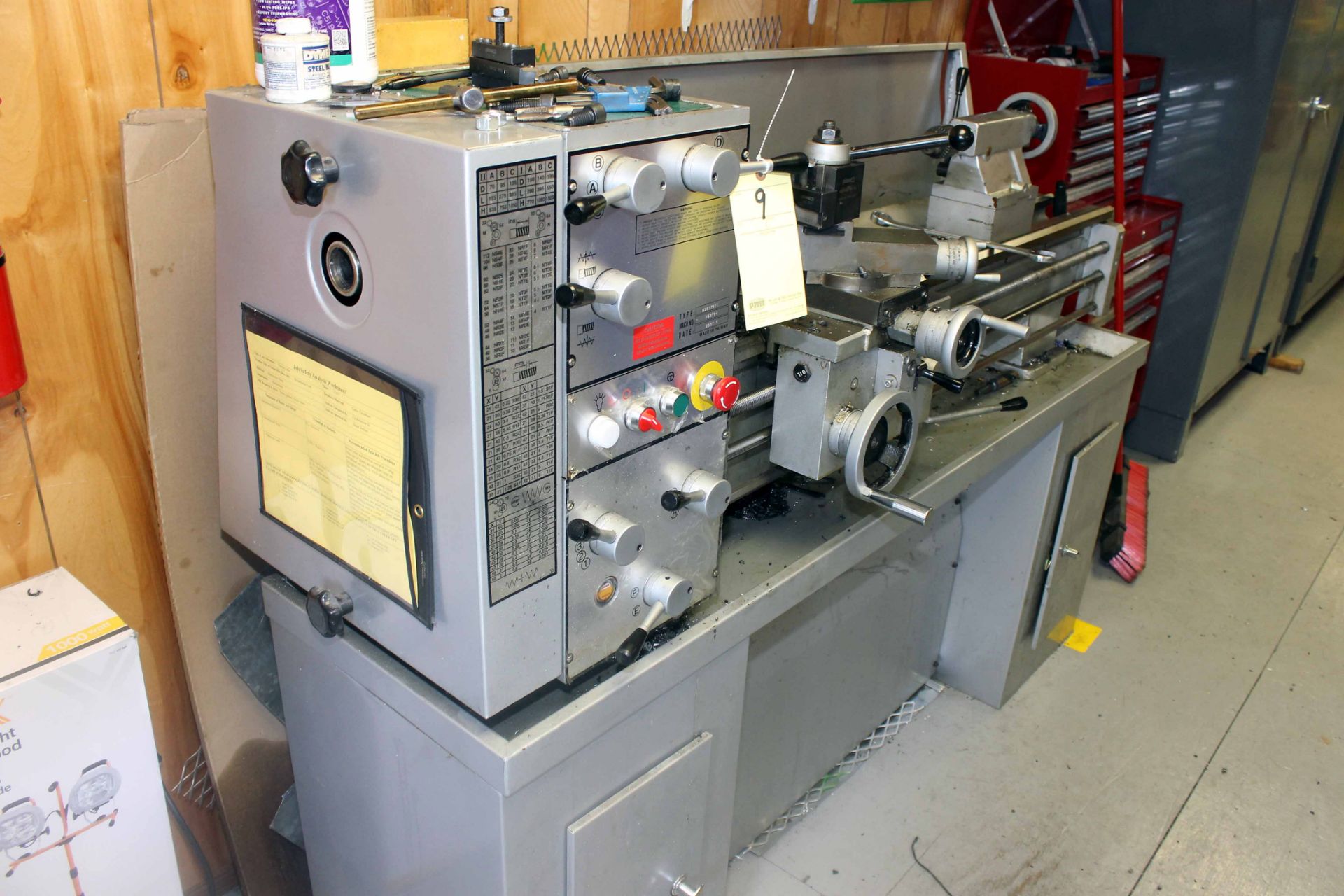 ENGINE LATHE, VECTRAX 14" X 40" MDL. 82837915, new 2007, spds: 70-1500 RPM, geared head, English/ - Image 2 of 4