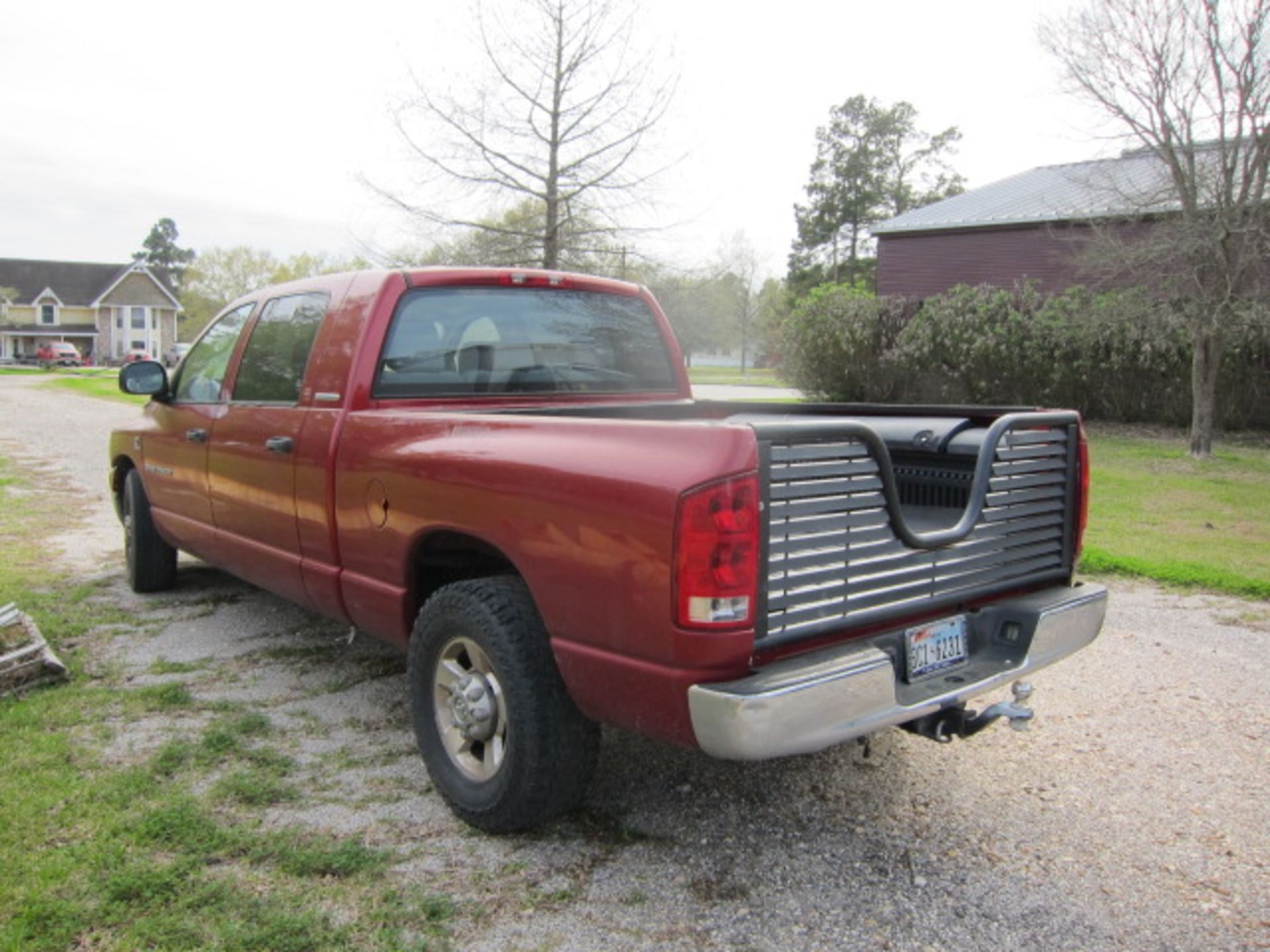 PICKUP TRUCK, 2006 DODGE RAM 2500 MEGA CAB, Cumins turbo diesel engine, bed liner, bed mtd. toolbox, - Image 4 of 5