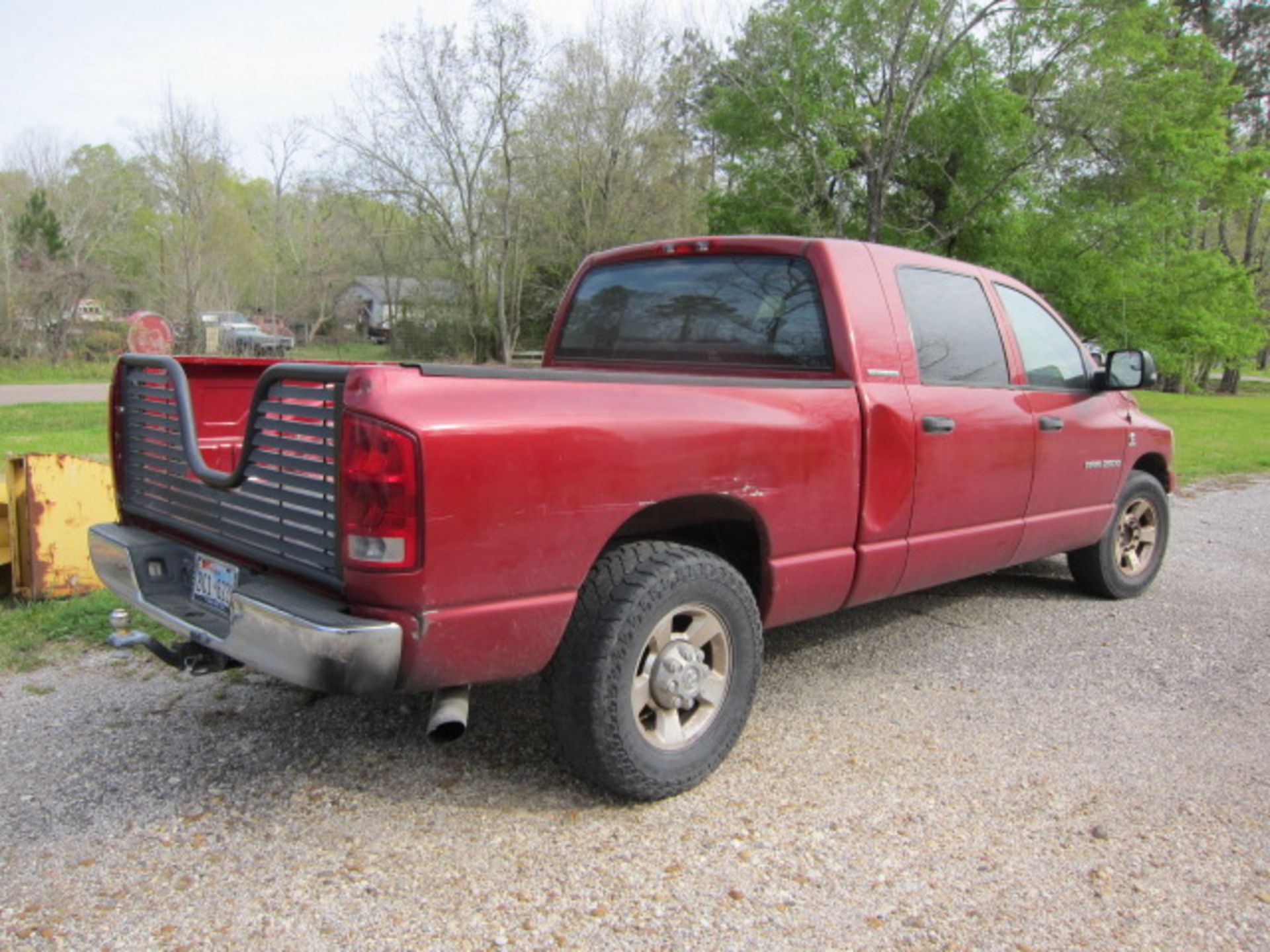 PICKUP TRUCK, 2006 DODGE RAM 2500 MEGA CAB, Cumins turbo diesel engine, bed liner, bed mtd. toolbox, - Image 3 of 5