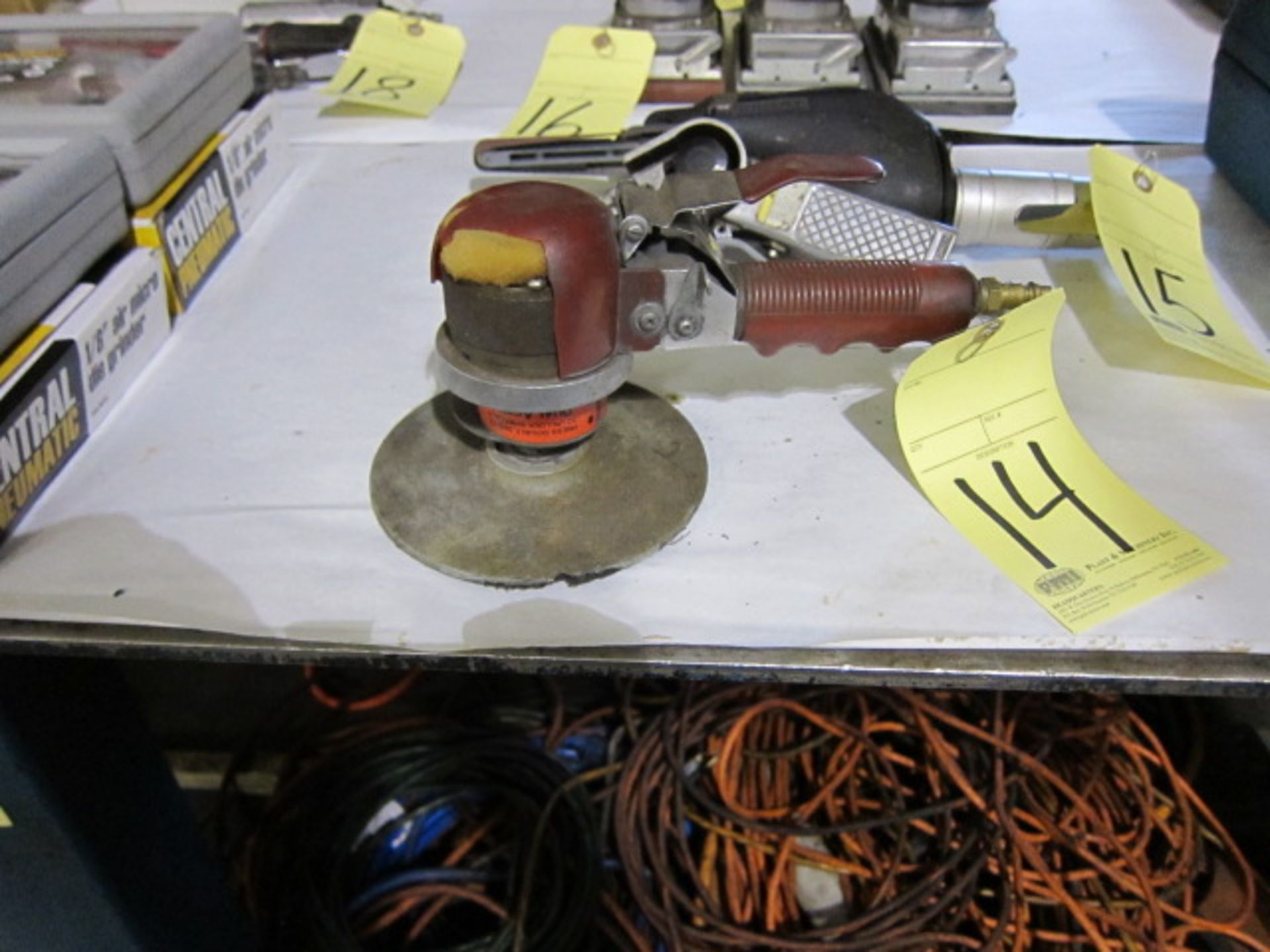 PNEUMATIC DISC SANDER, 5-1/2"