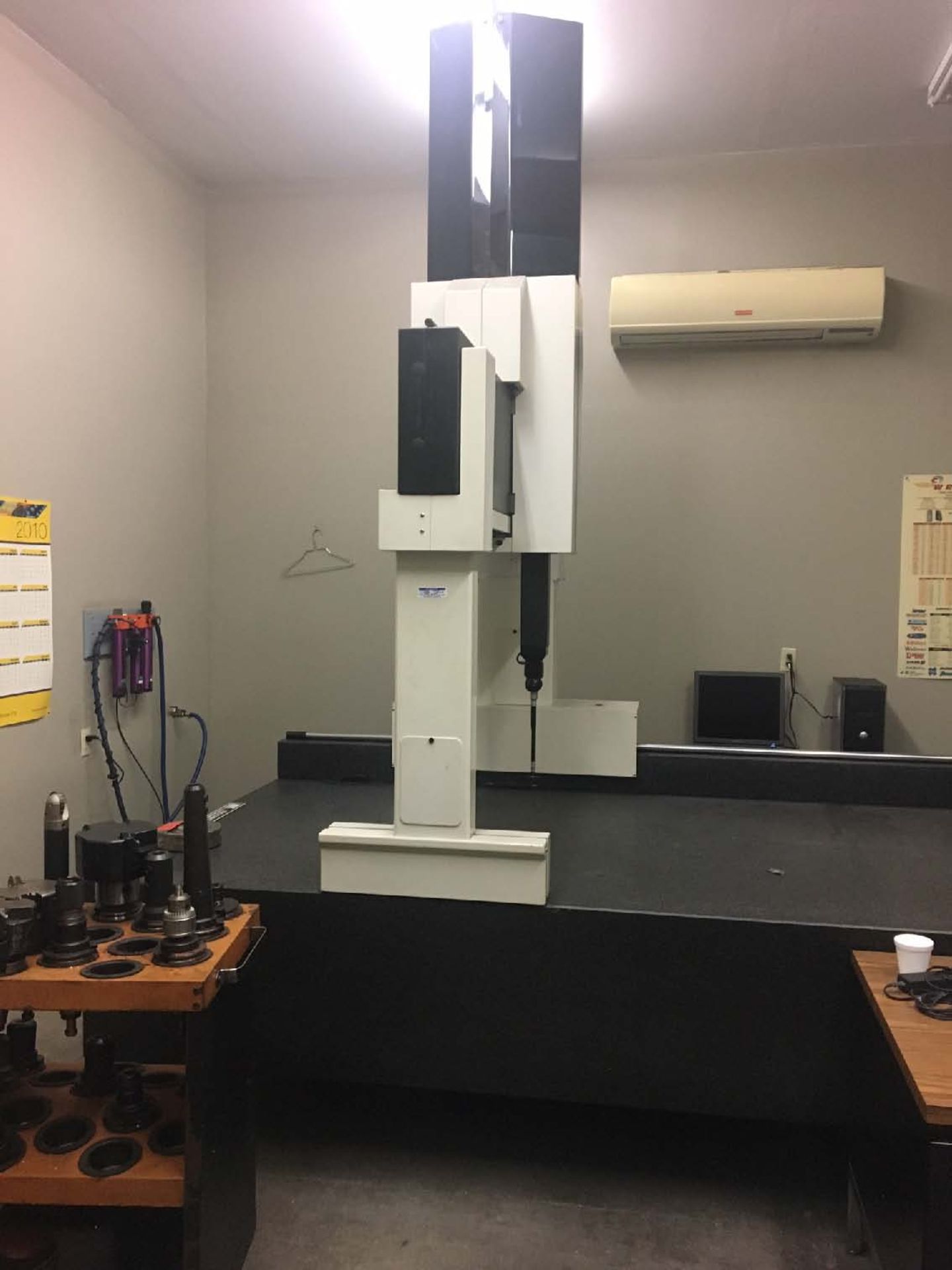 LARGE CAPACITY COORDINATE MEASURING MACHINE, LK MDL. G80 MICROVECTOR TRAVELING GANTRY TYPE DESIGN,