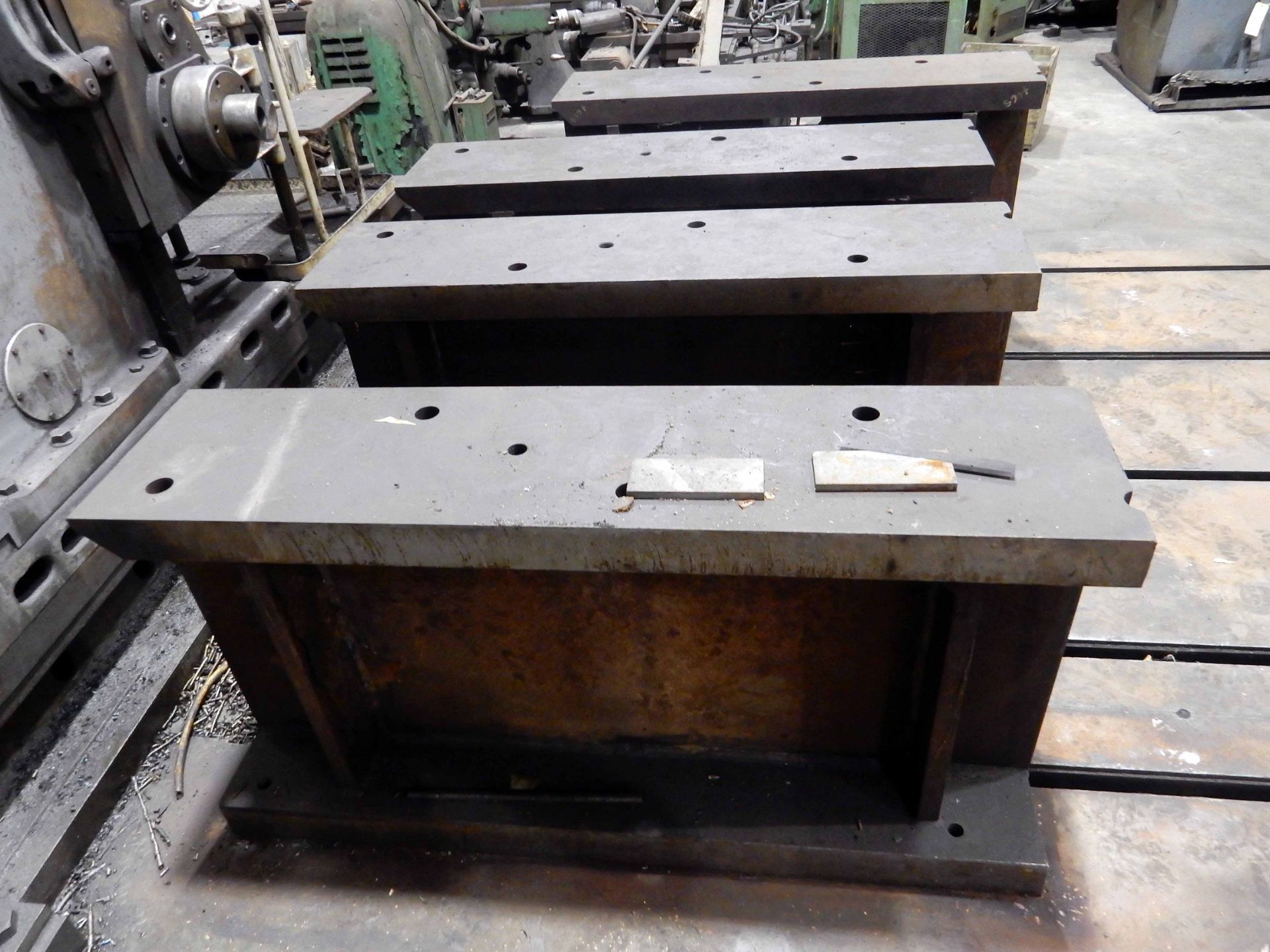 HORIZONTAL BORING MILL, GIDDINGS & LEWIS MDL. 340-F, 10' x 14' table, work risers, 13" x 56" x 30" - Image 3 of 3