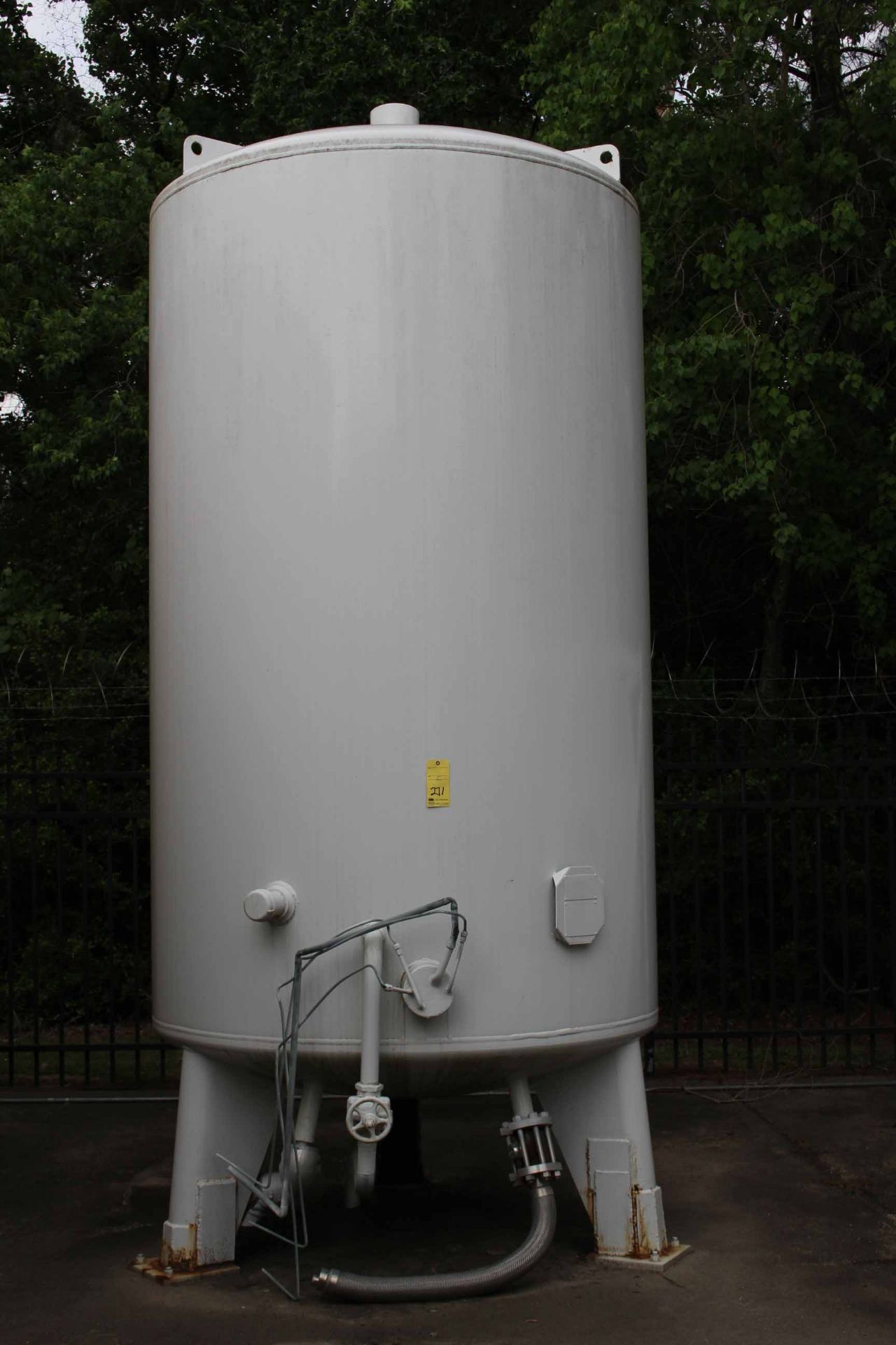 LIQUID NITROGEN TANK, 15' ht., 150,000 cu. ft.