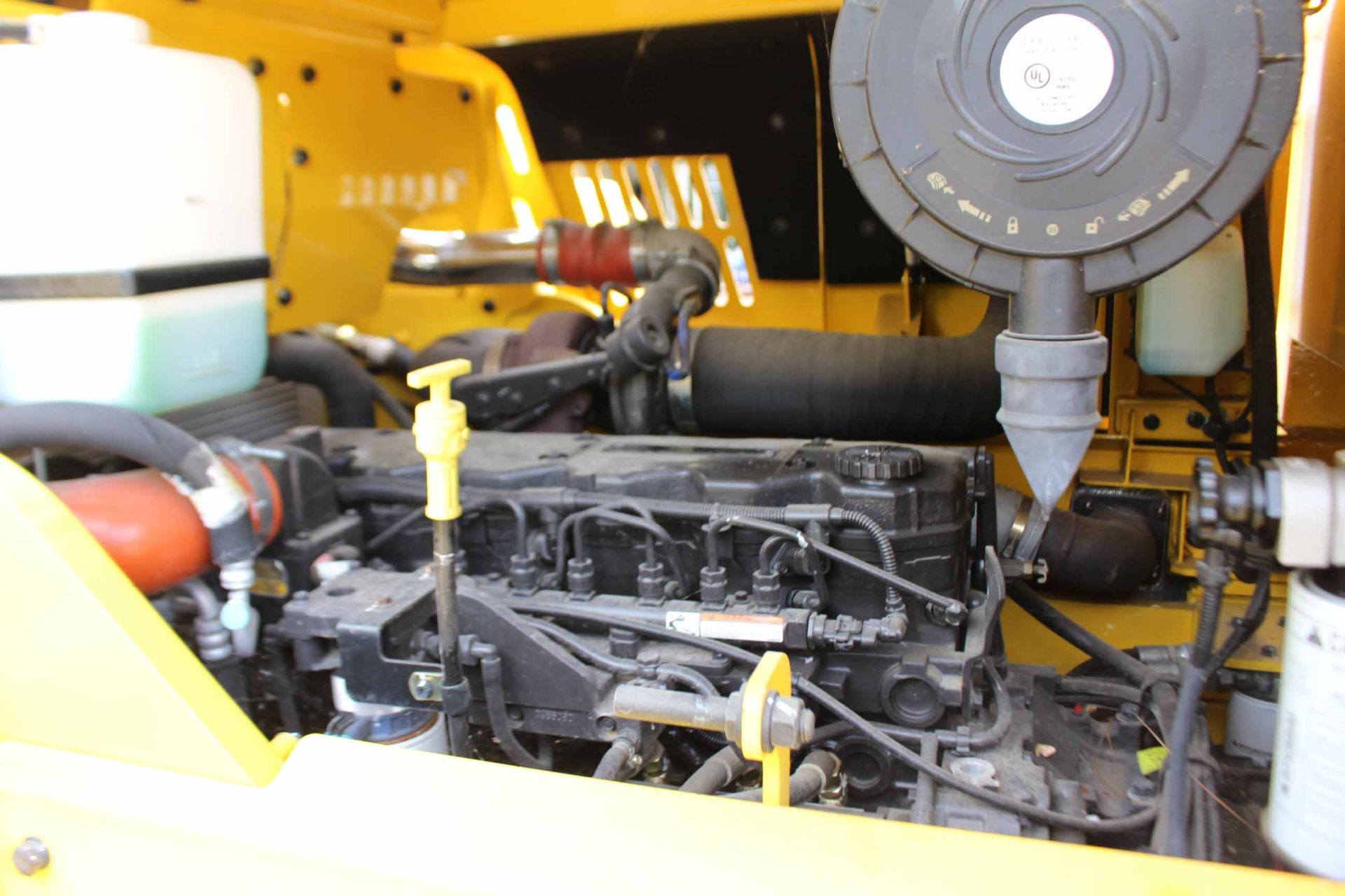 FORKLIFT, HYUNDAI MDL. 160D-7E, new 2012, diesel, 35,000 lb. cap., 198.3 hours, 8" forks, sgl. - Image 4 of 4