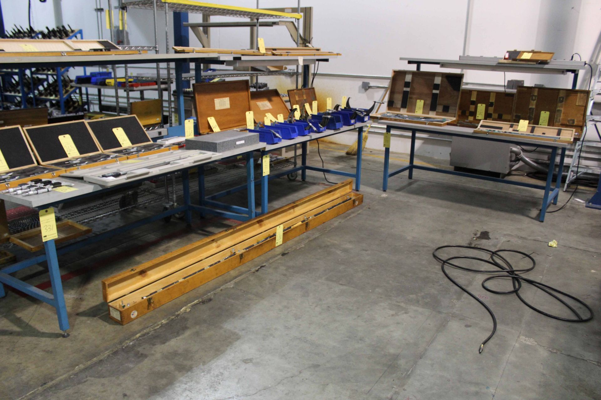 LOT OF WORKBENCHES (3), high quality, laminated top