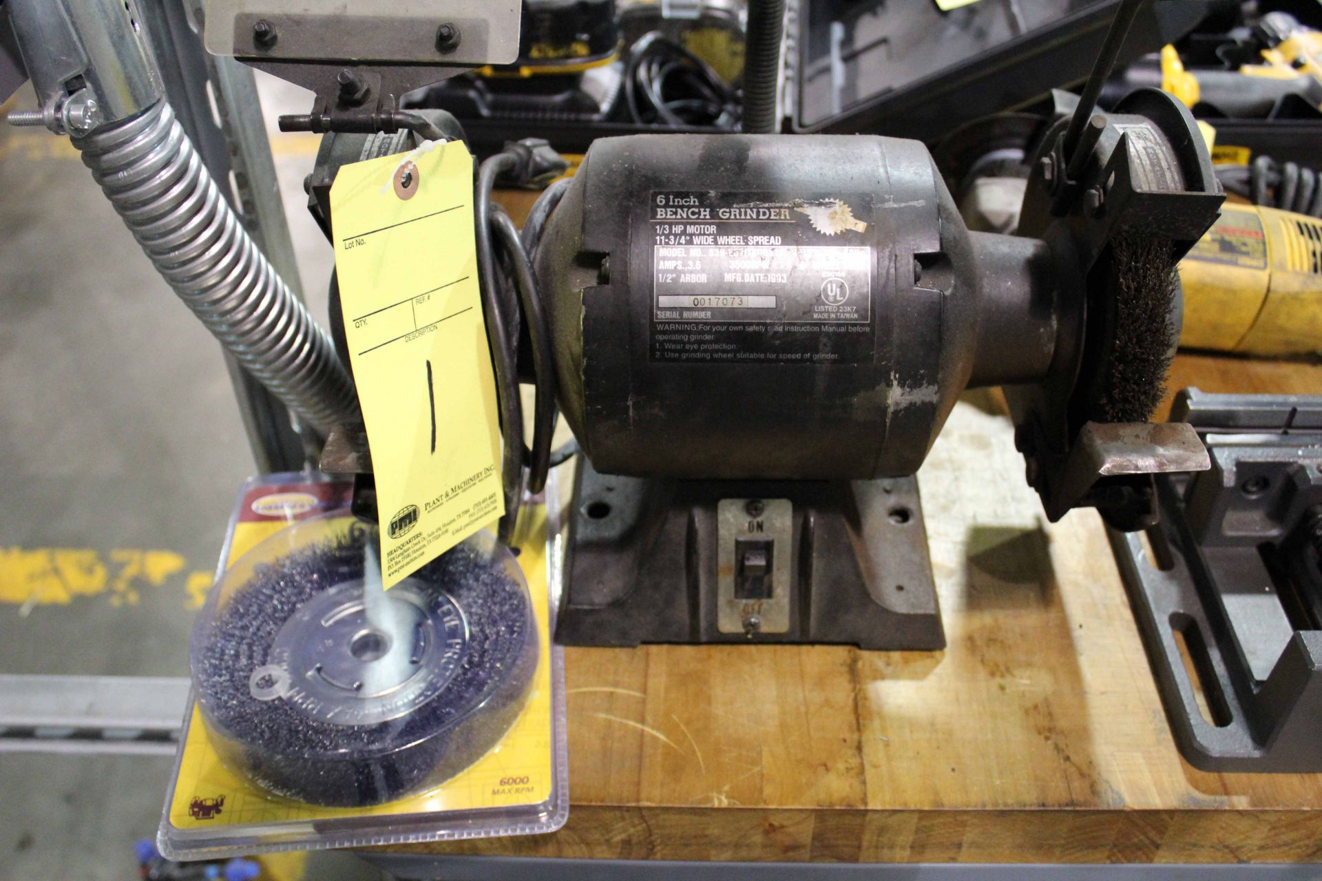 BENCH GRINDER, 6", 1/2 HP