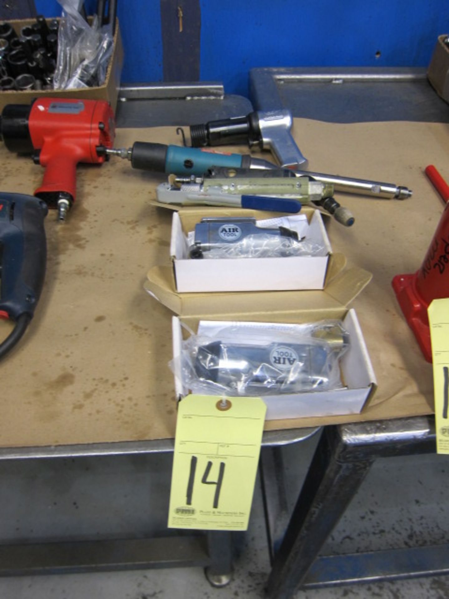 LOT OF PNEUMATIC TOOLS (6), assorted