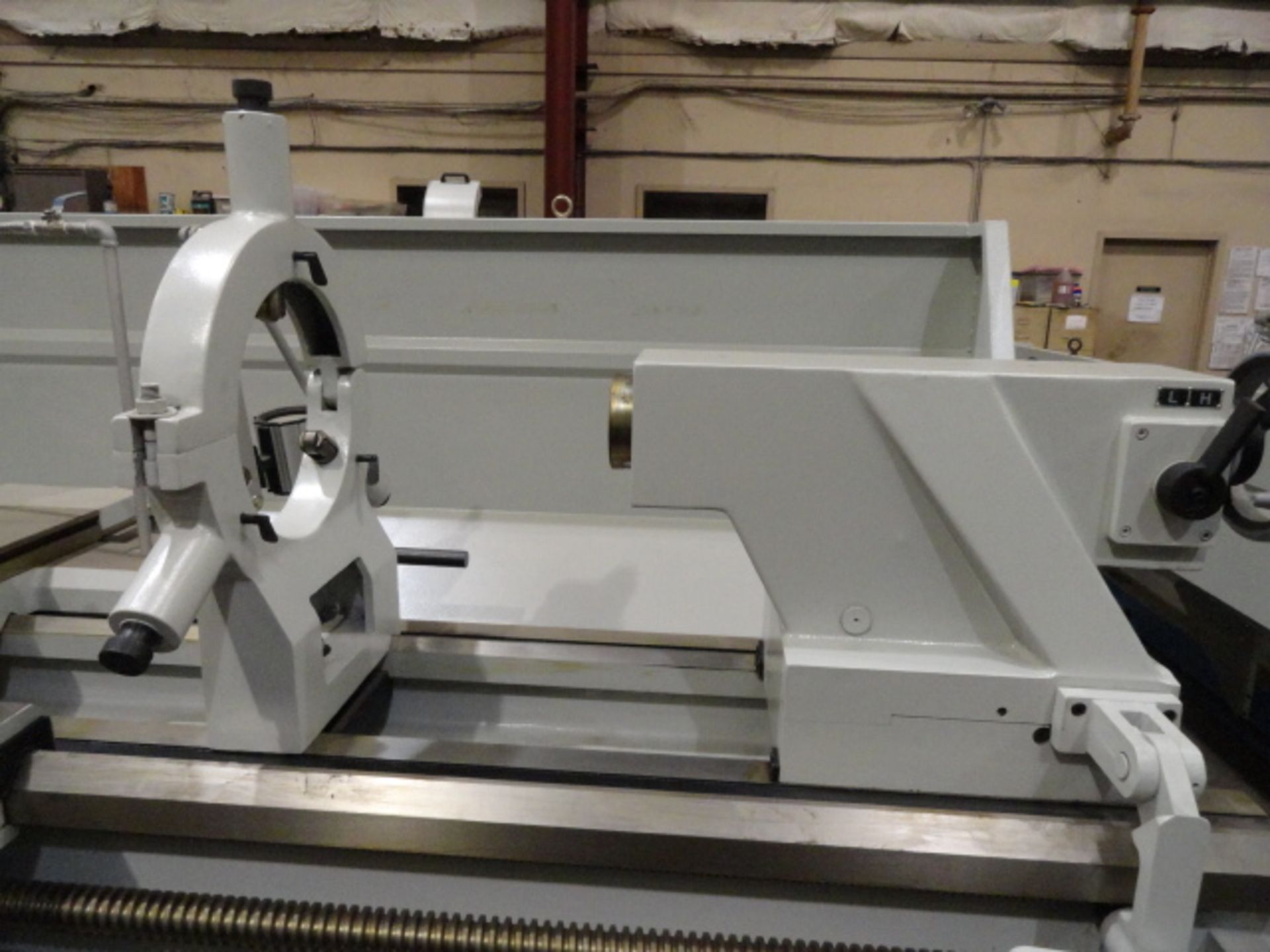GAP BED ENGINE LATHE, ROUGHNECK 26" X 80" (CHU SHING) (NEW), 17-3/8” sw. over crosslide, 38-1/8” sw. - Image 7 of 8