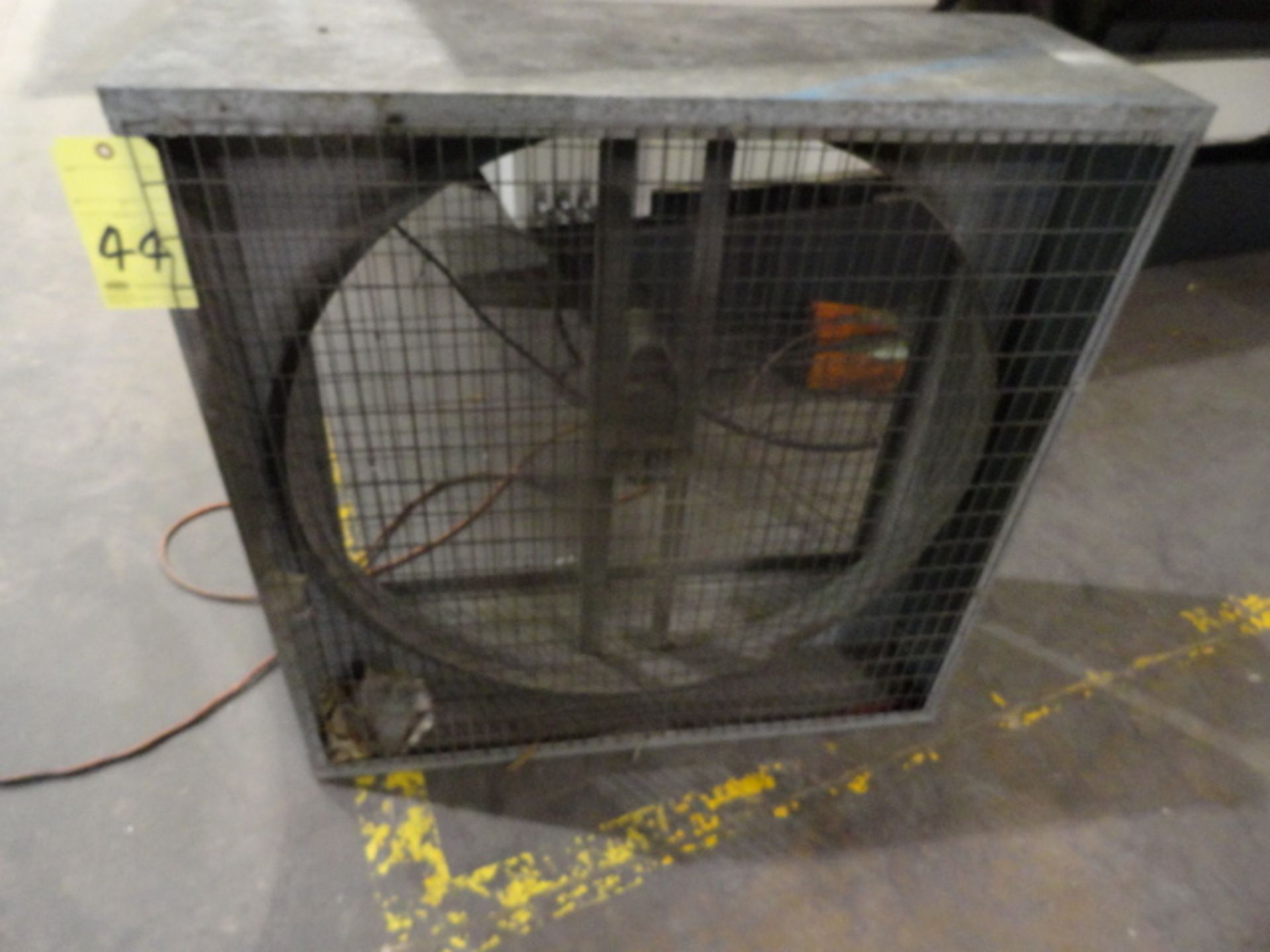 BOX SHOP FAN, DAYTON 36"