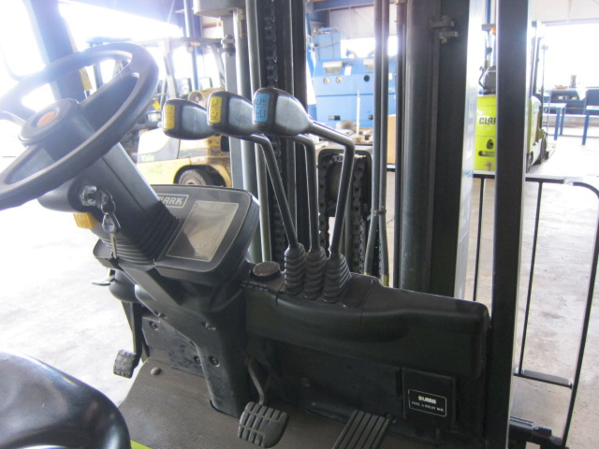 ELECTRIC FORKLIFT, CLARK 4,800 LB. CAP. MDL. ECX-25, 4,800 lb. @ 24” L.C., 189” max. lift, 42” - Image 4 of 6