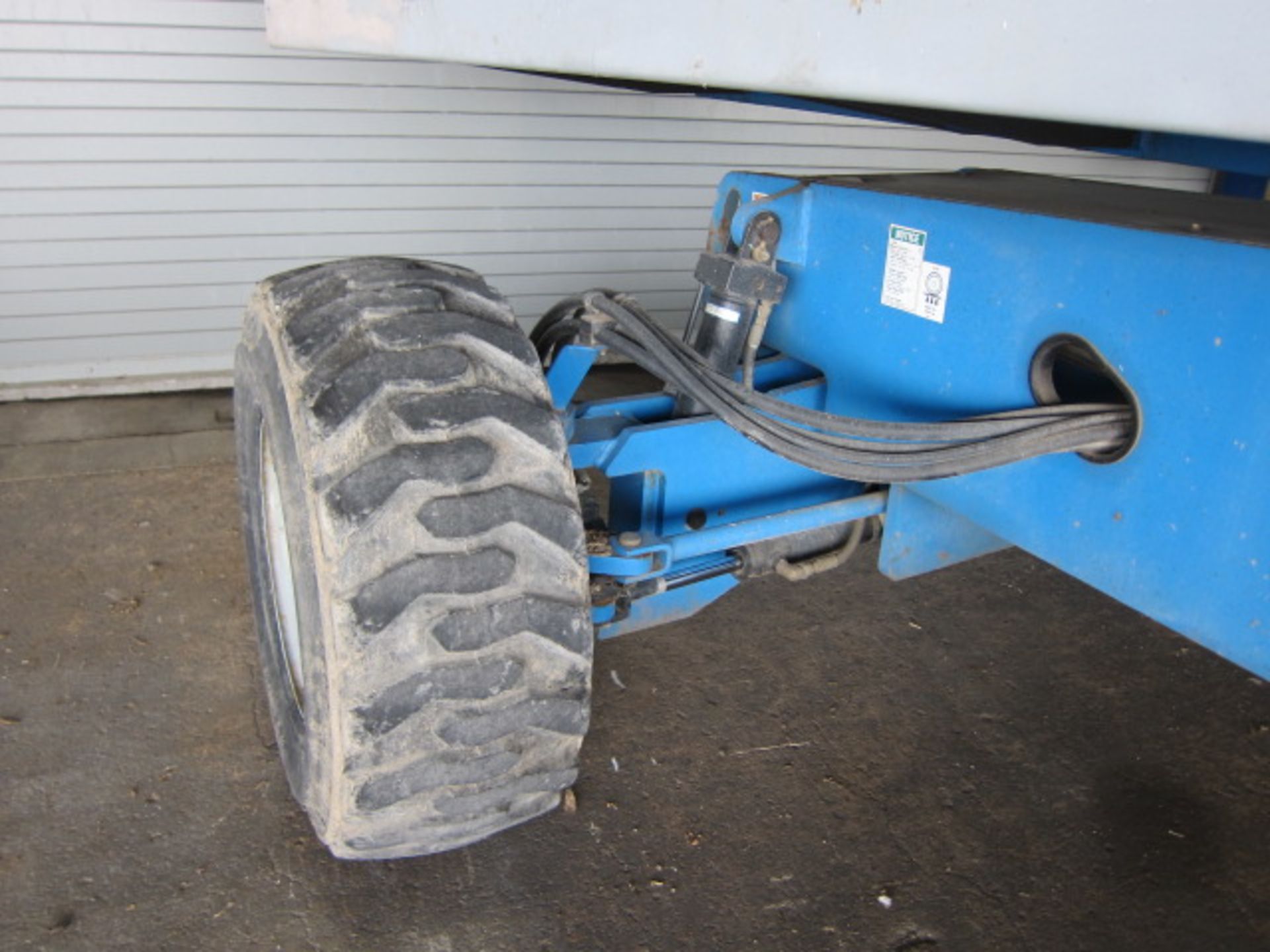 TELESCOPING BOOM MANLIFT, GENIE MDL. S-40, new 2006, diesel engine, 4-wheel drive, S/N 4006-10389 - Image 8 of 12