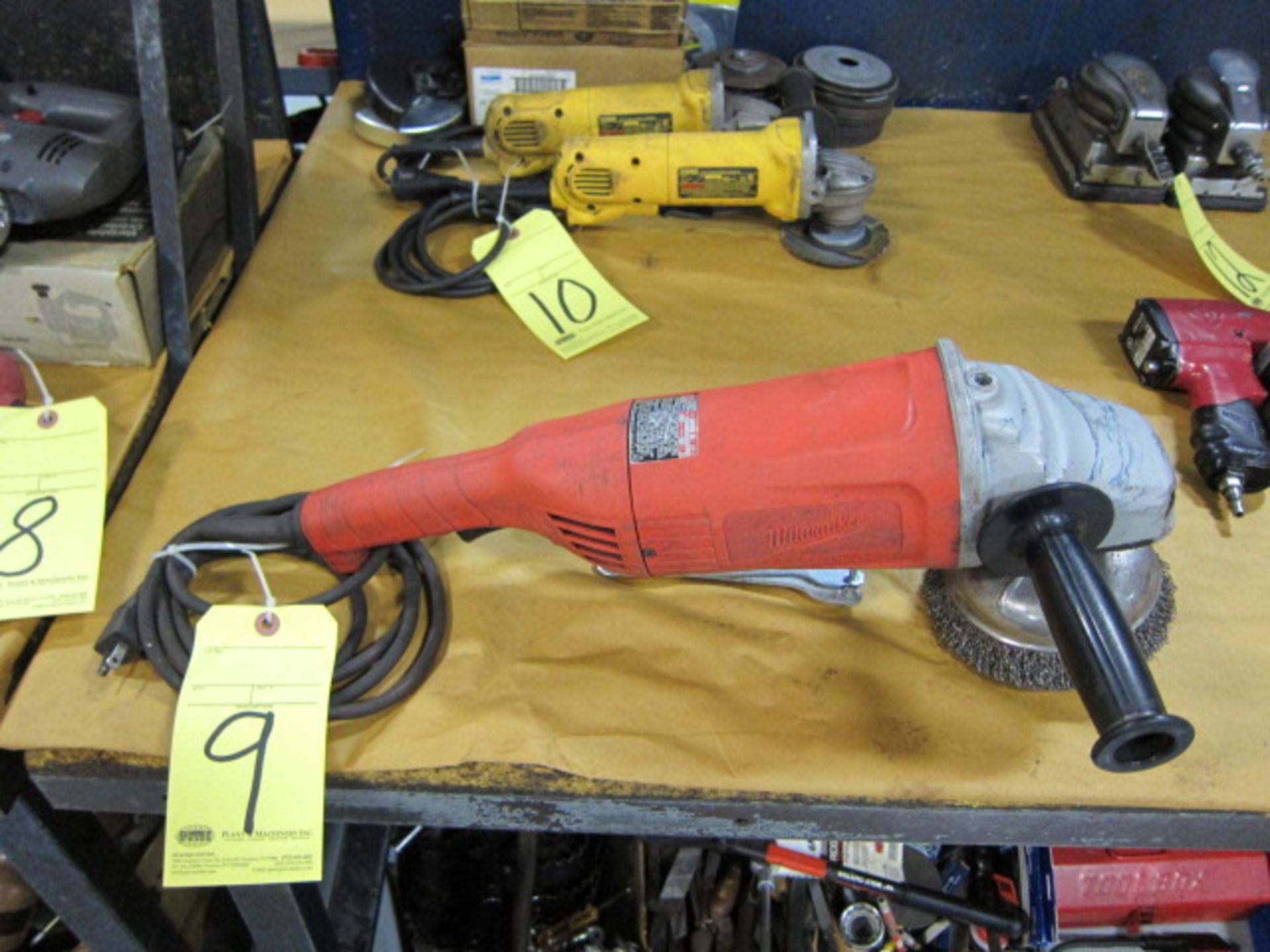 ELECTRIC RIGHT ANGLE DISC GRINDER, MILWAUKEE 7"