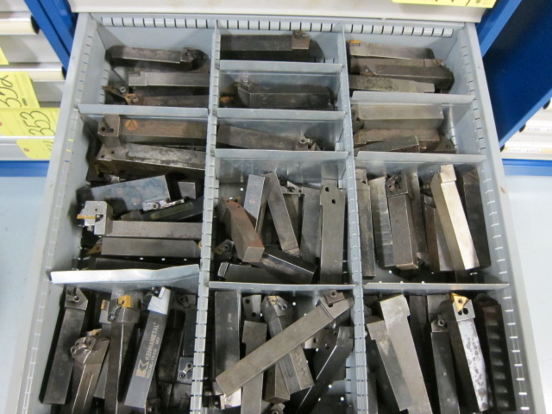 LOT OF INSERT TOOLHOLDERS, assorted (in one drawer)