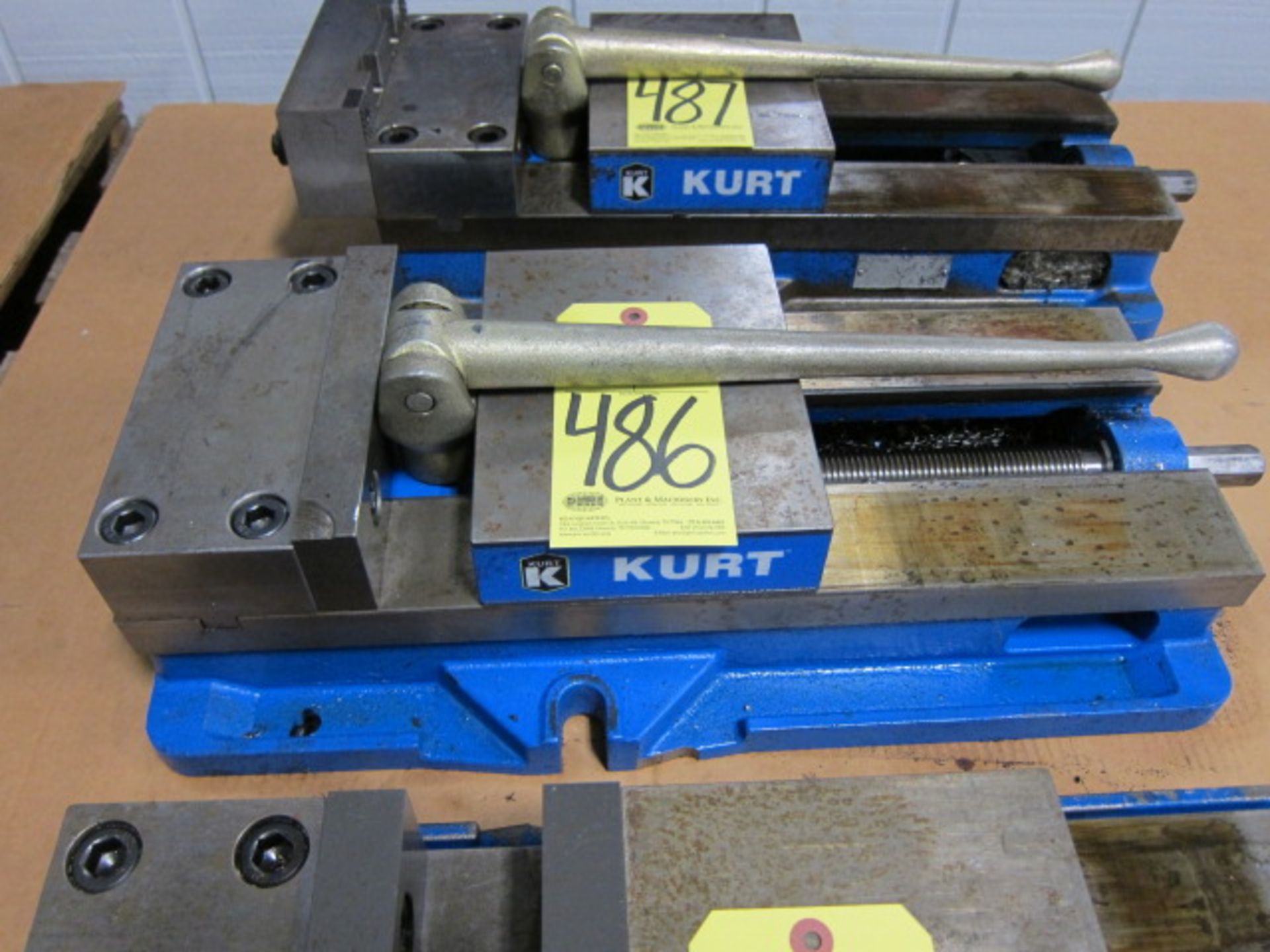 MACHINE VISE, KURT 8"