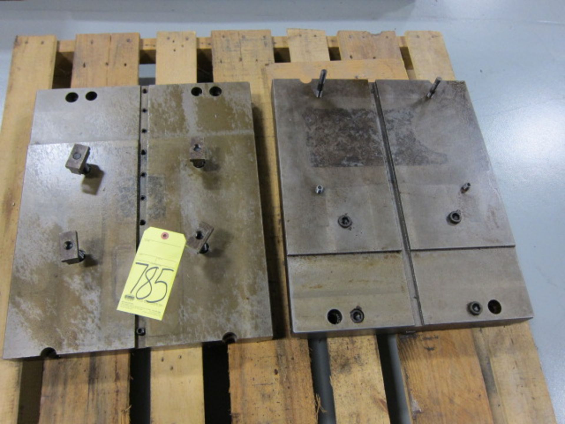 LOT OF MOUNTING PLATES (2), 22" x 18"