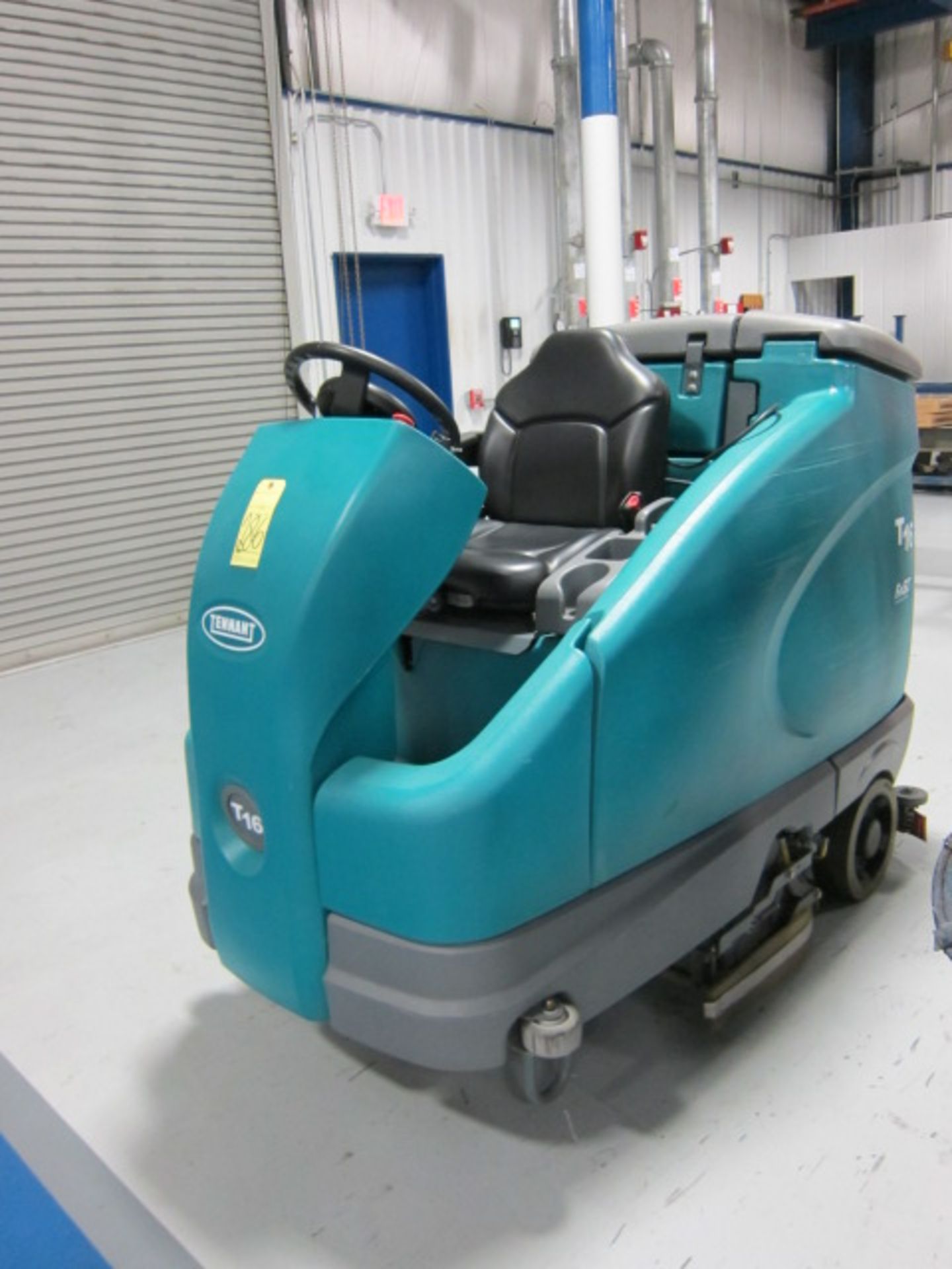 FLOOR SCRUBBER, TENNANT MDL. T16 FOAM SCRUBBER, 36 v., battery pwrd., S/N T16-24360