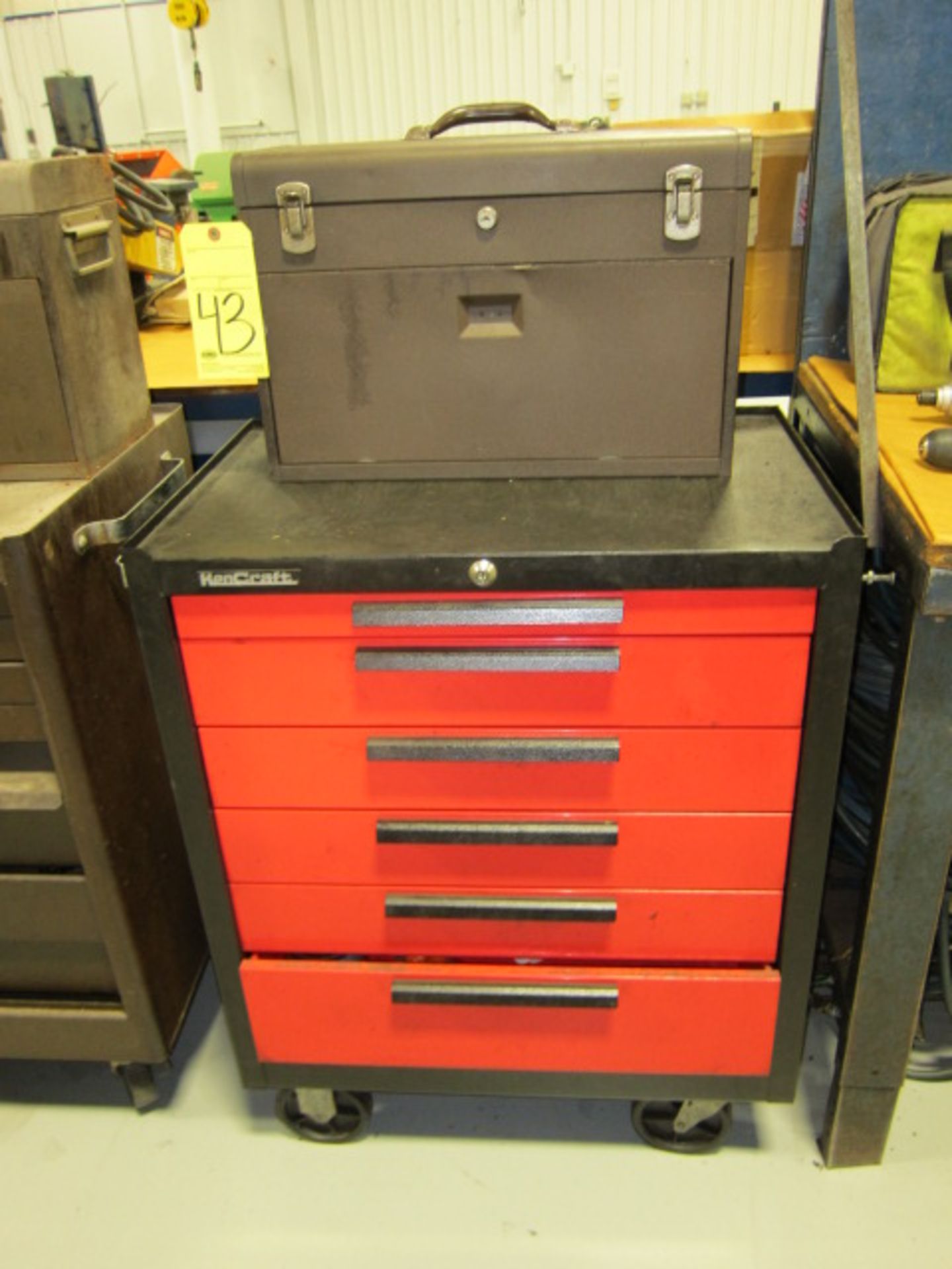 PORTABLE TOOLBOX