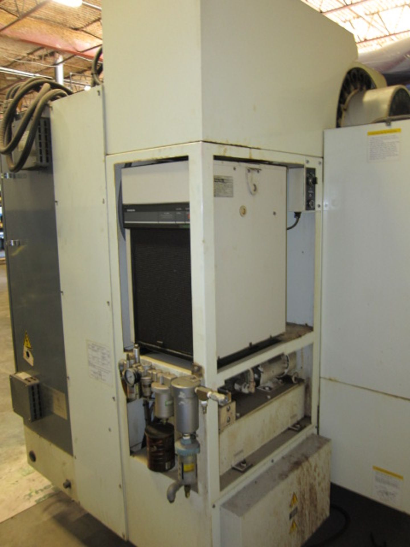 4-AXIS VERTICAL MACHINING CENTER, KITAMURA MDL. MY-CENTER 2, Fanuc OM CNC control, CAT-40 spdl. - Image 5 of 8